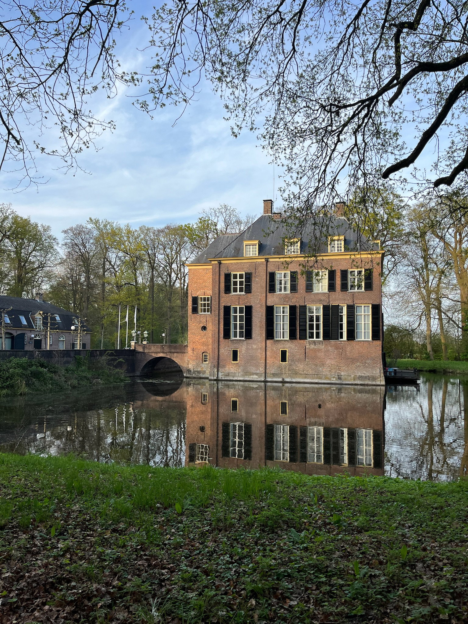 - image: 23