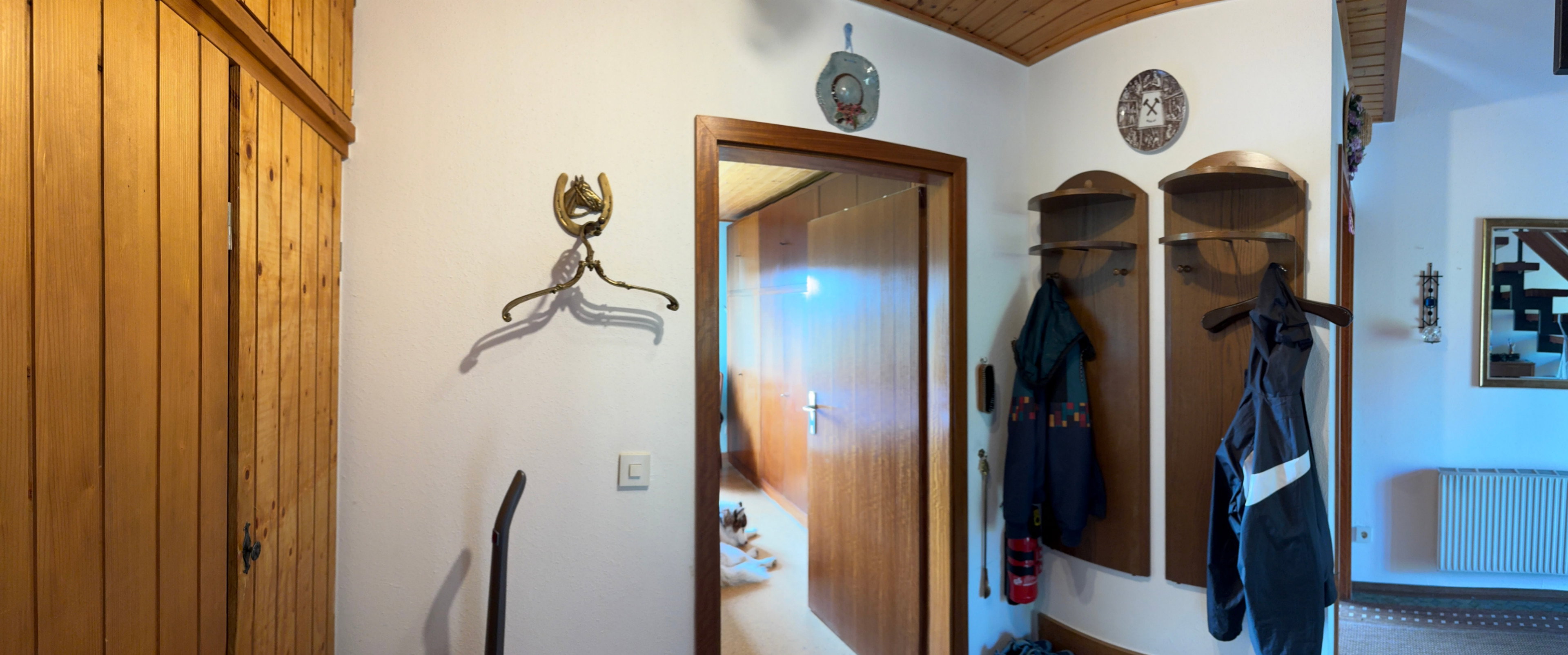 - image: 11