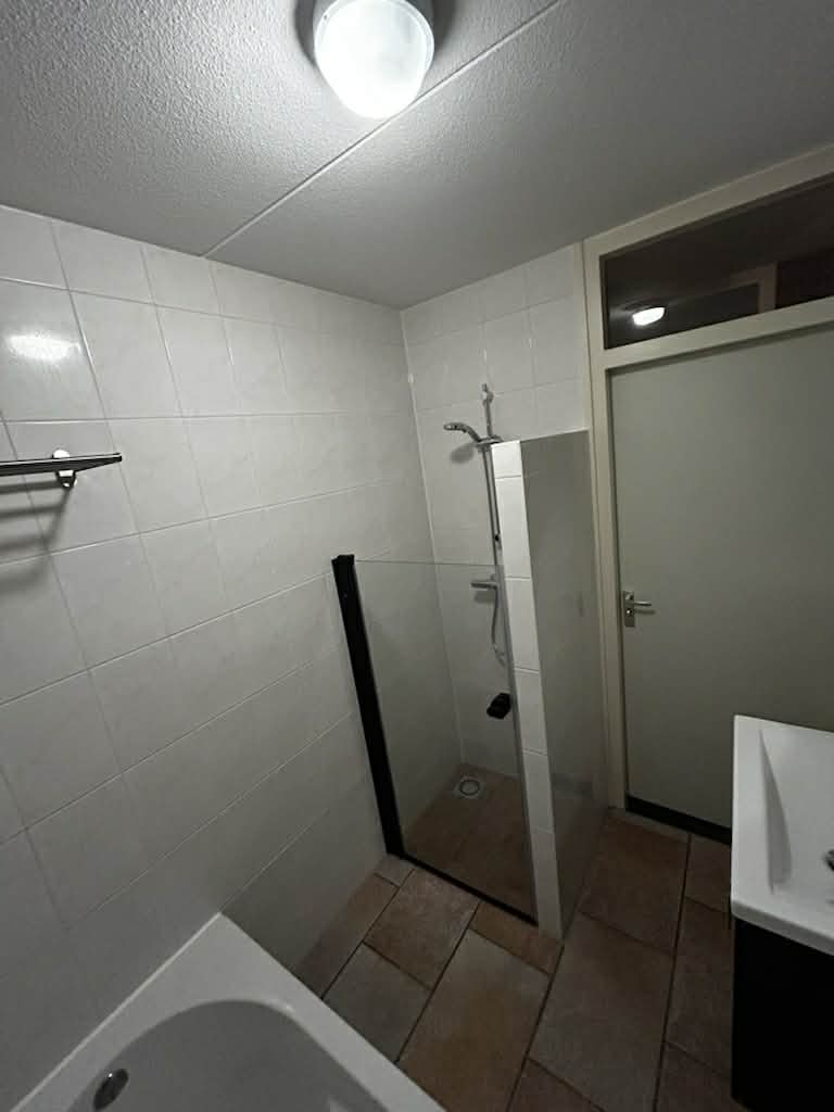 - image: 27