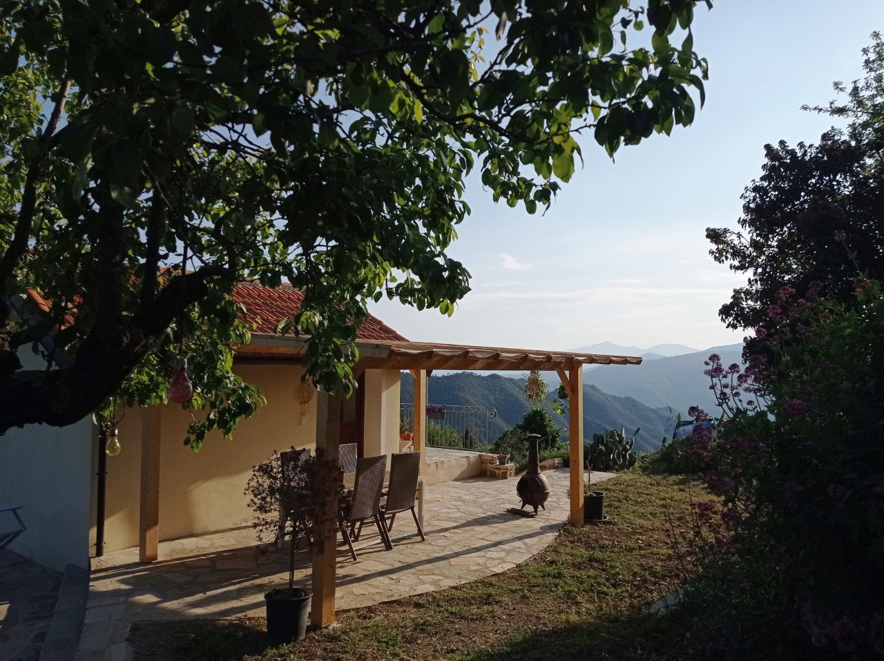 Casa nella natura a Castel Vittorio IM