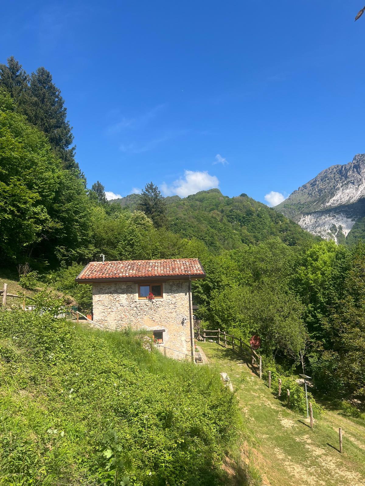 Casa nella natura a Avenone