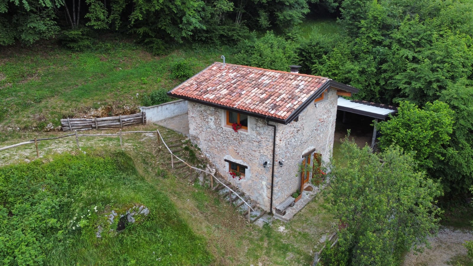 Casa nella natura a Avenone