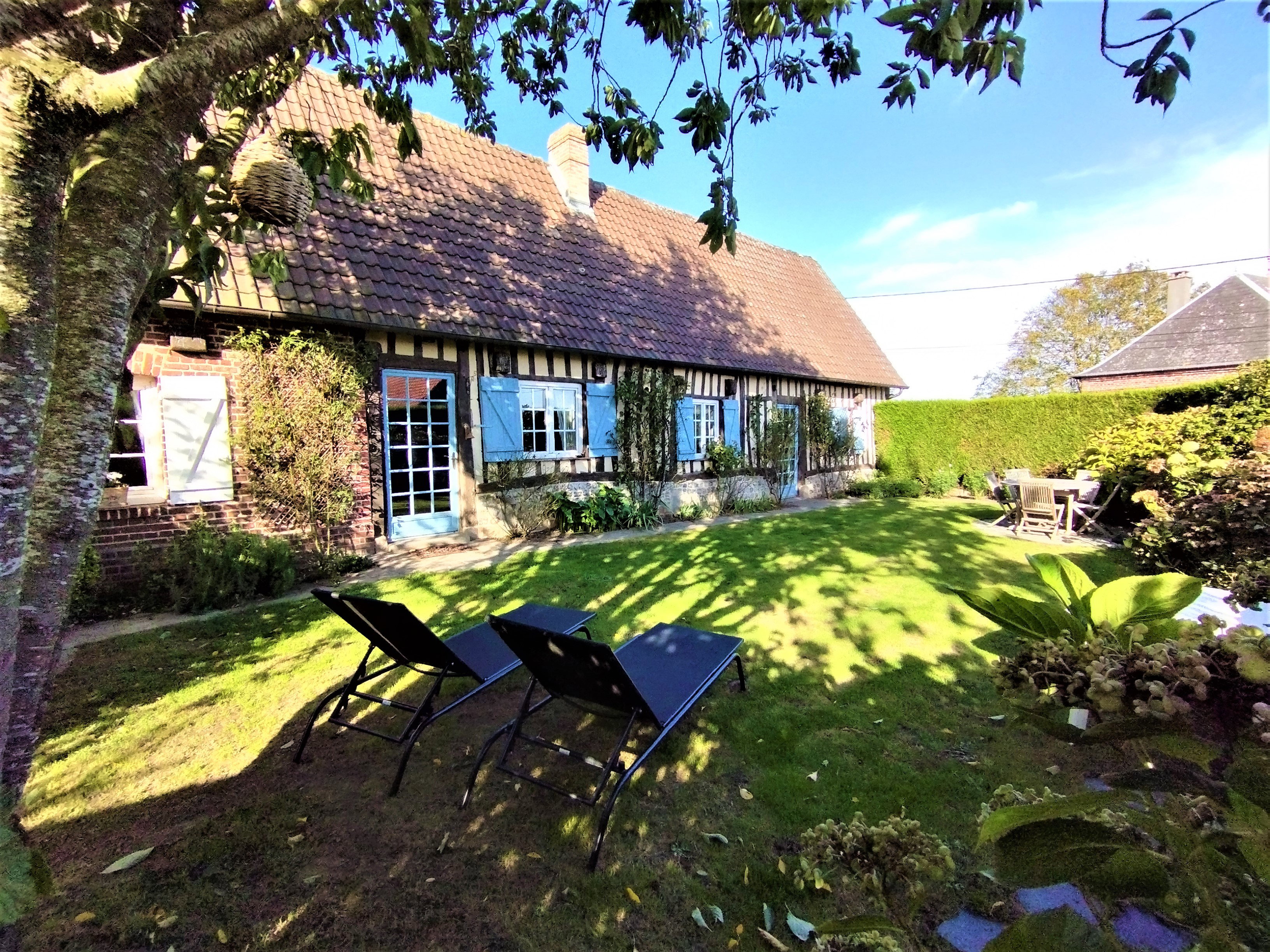 Nature house in Sainte-Colombe