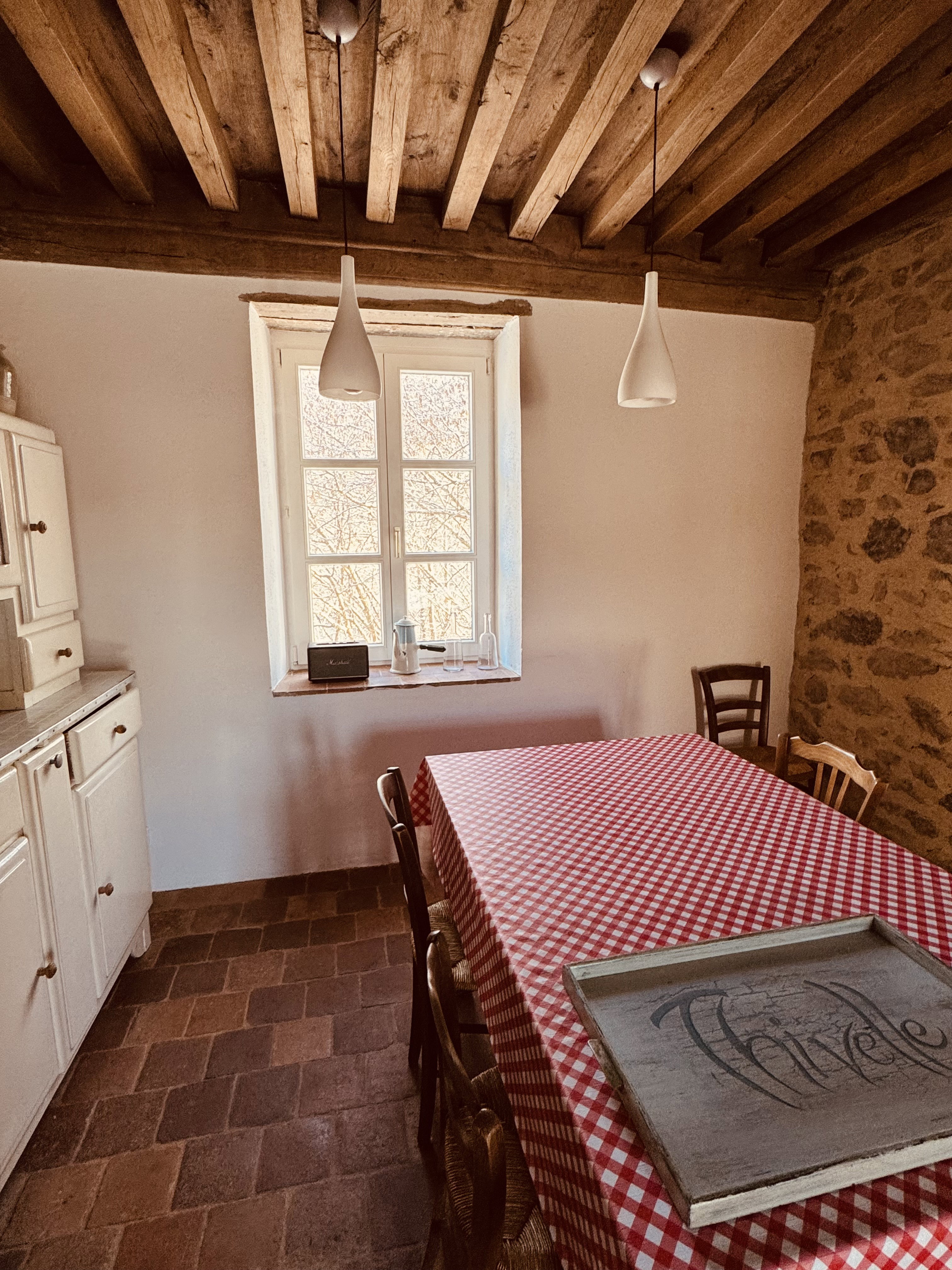 - image: 12