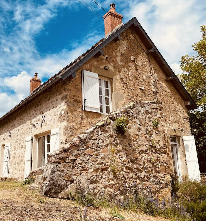 Nature house in Cussy-en-Morvan