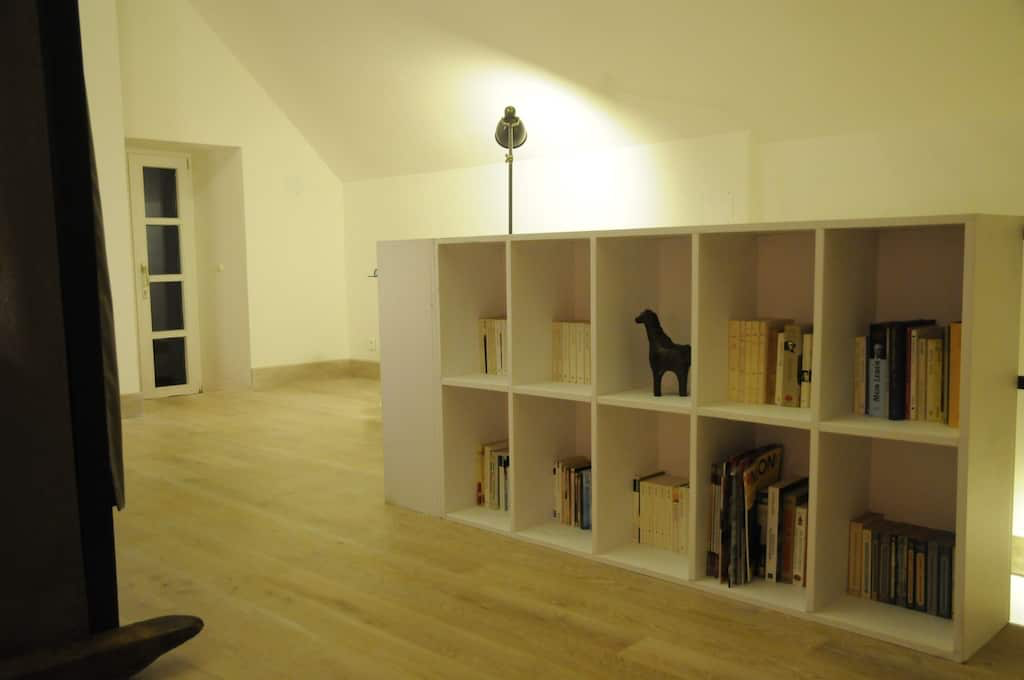 - image: 14