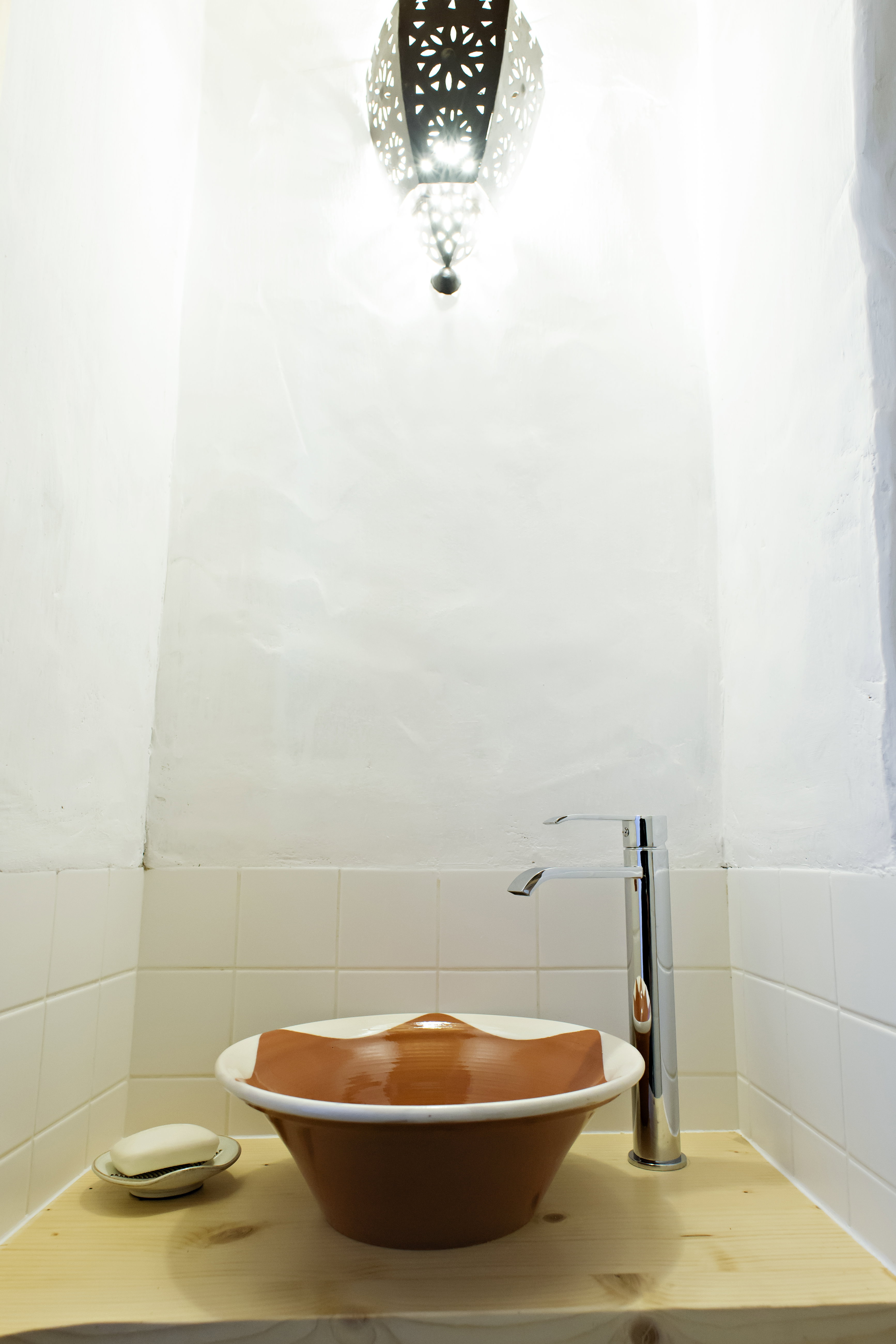 - image: 12