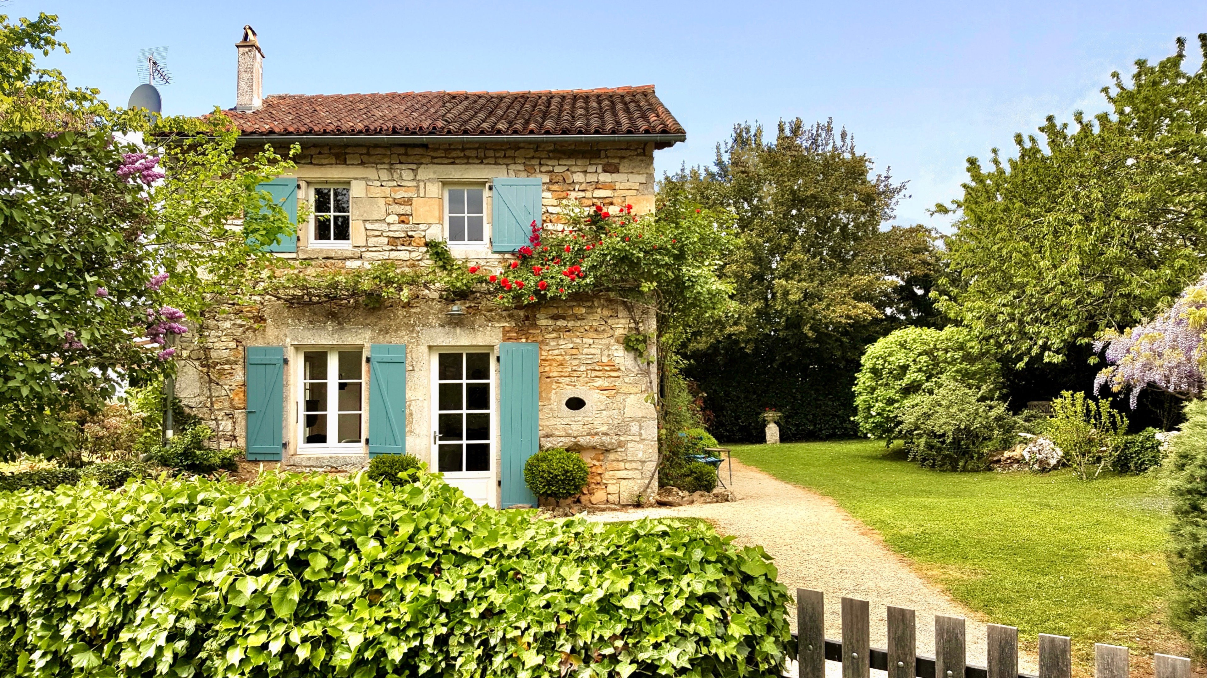 Maison nature à Nanteuil en Vallee