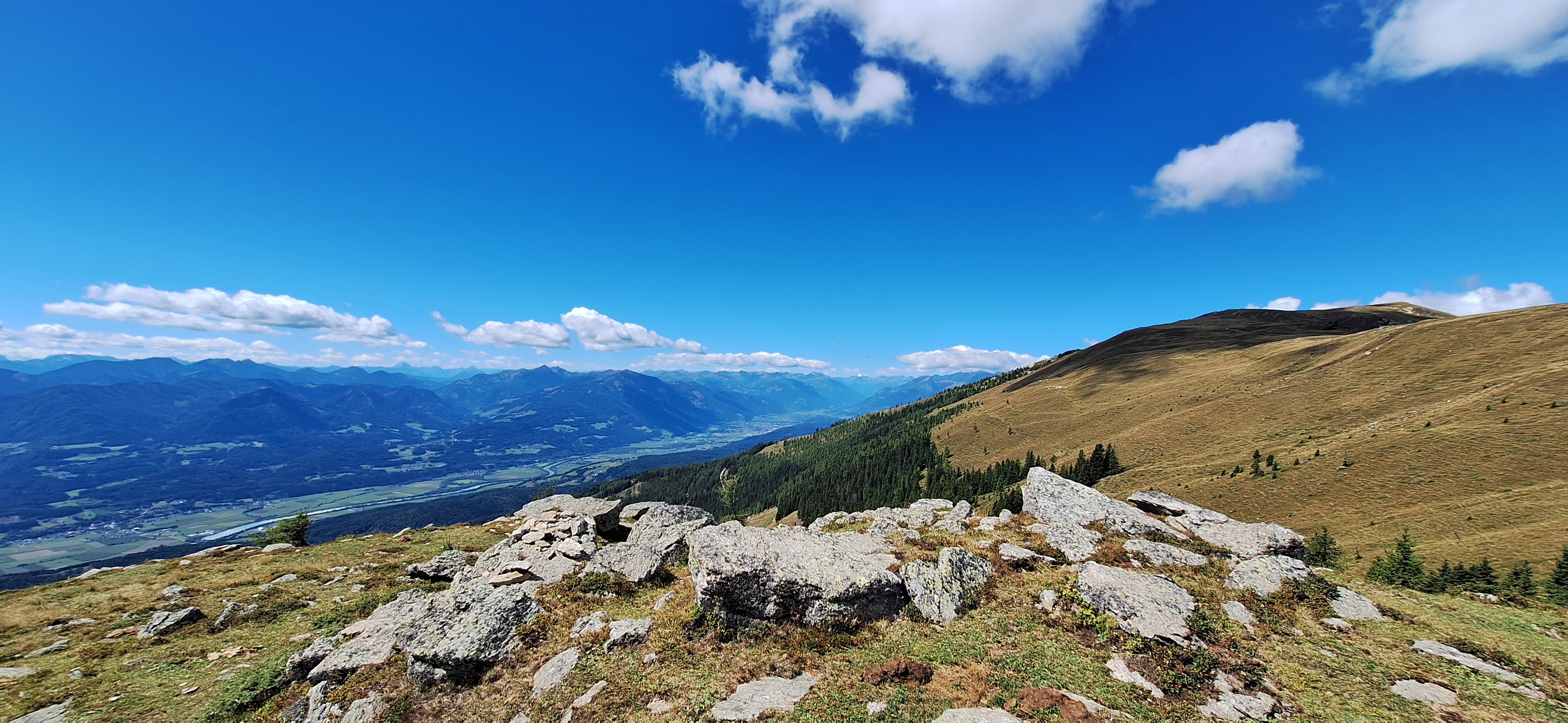 - image: 24