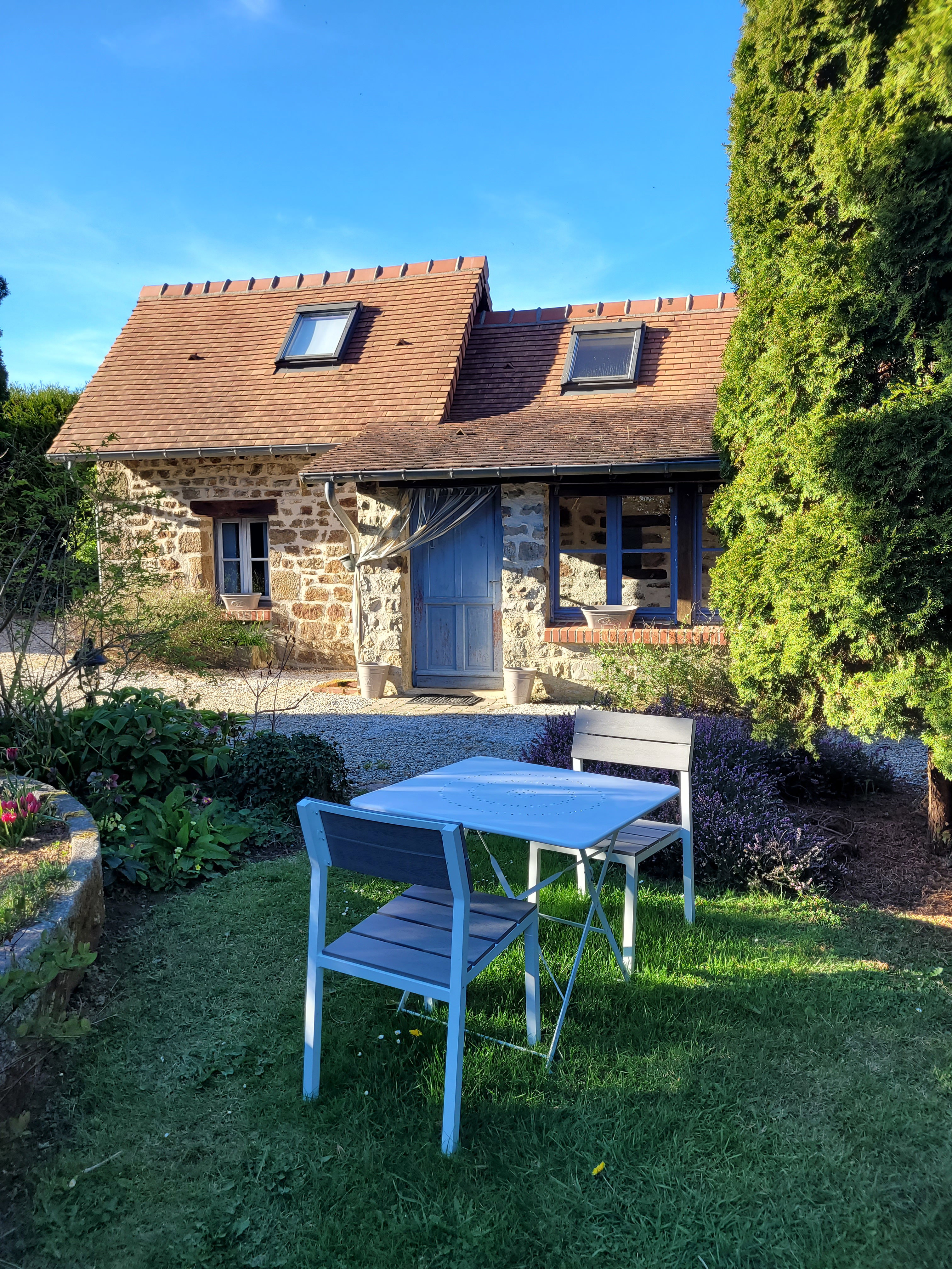 Nature house in Saint Denis de Villenette