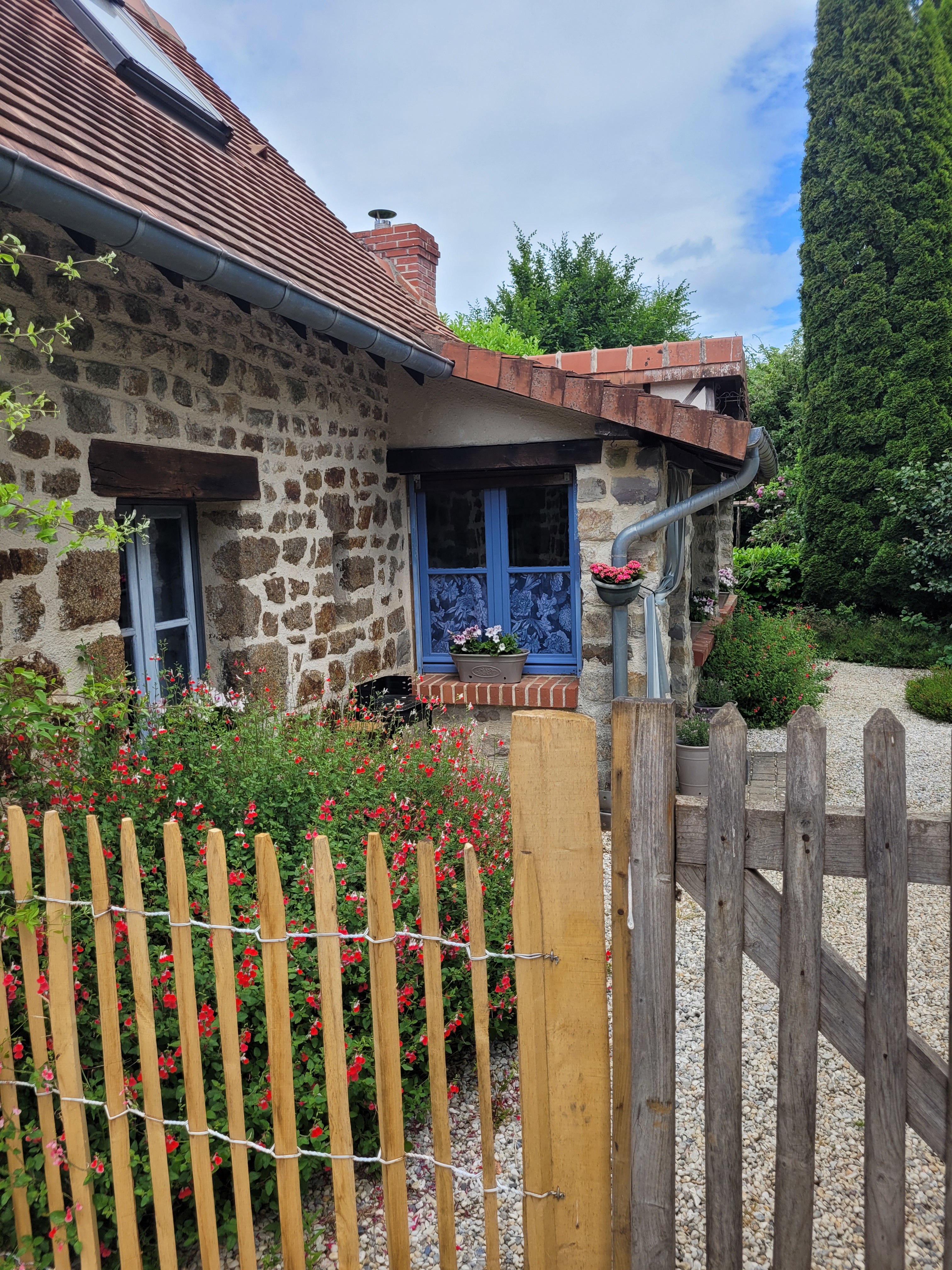 Nature house in Saint Denis de Villenette