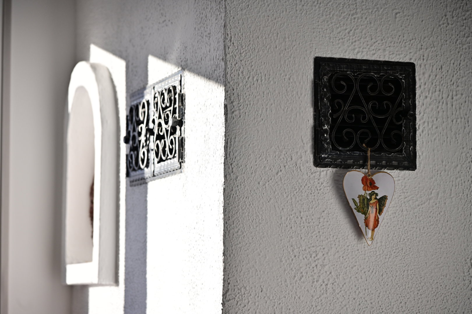 - image: 20