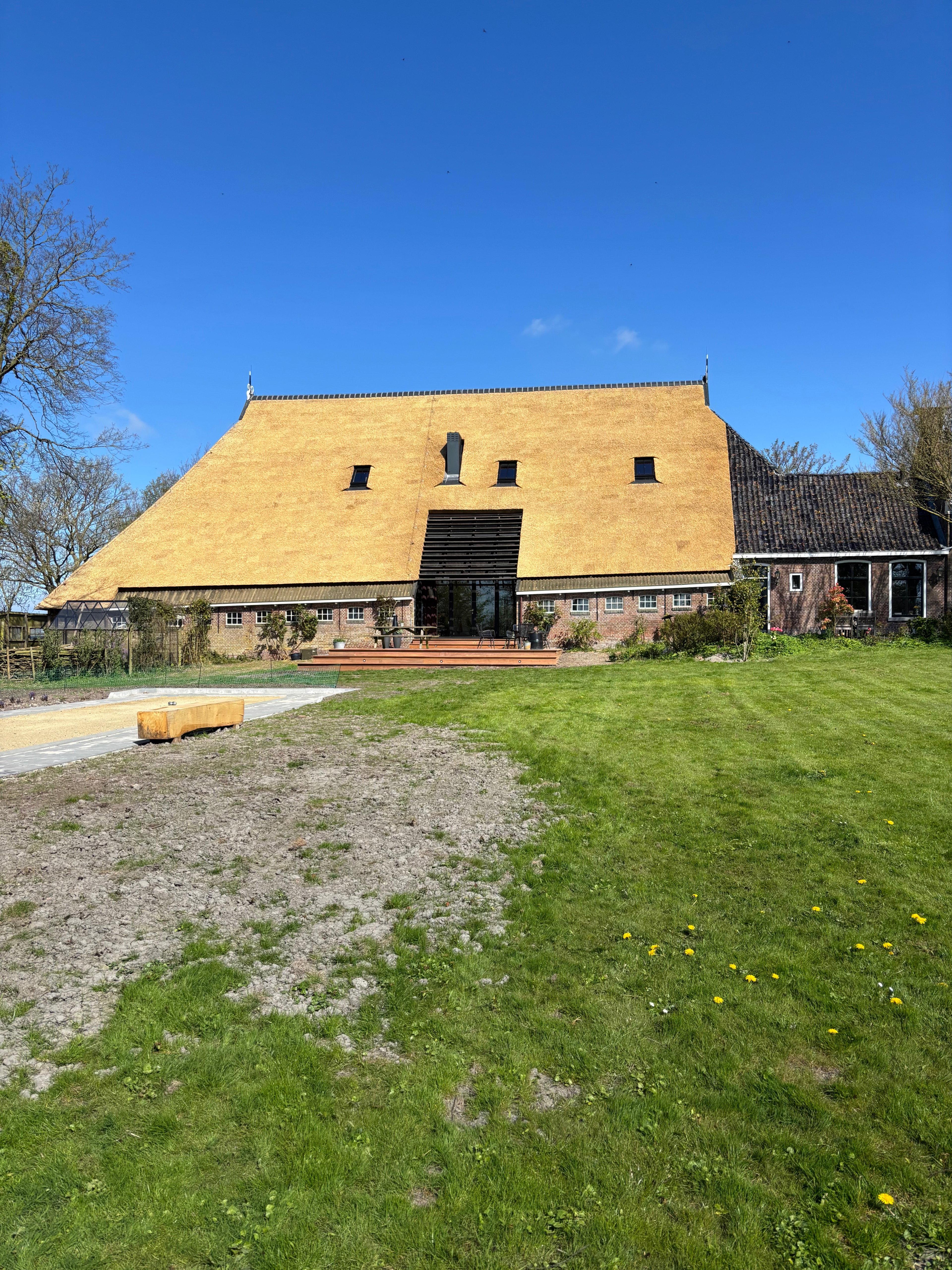 - image: 26