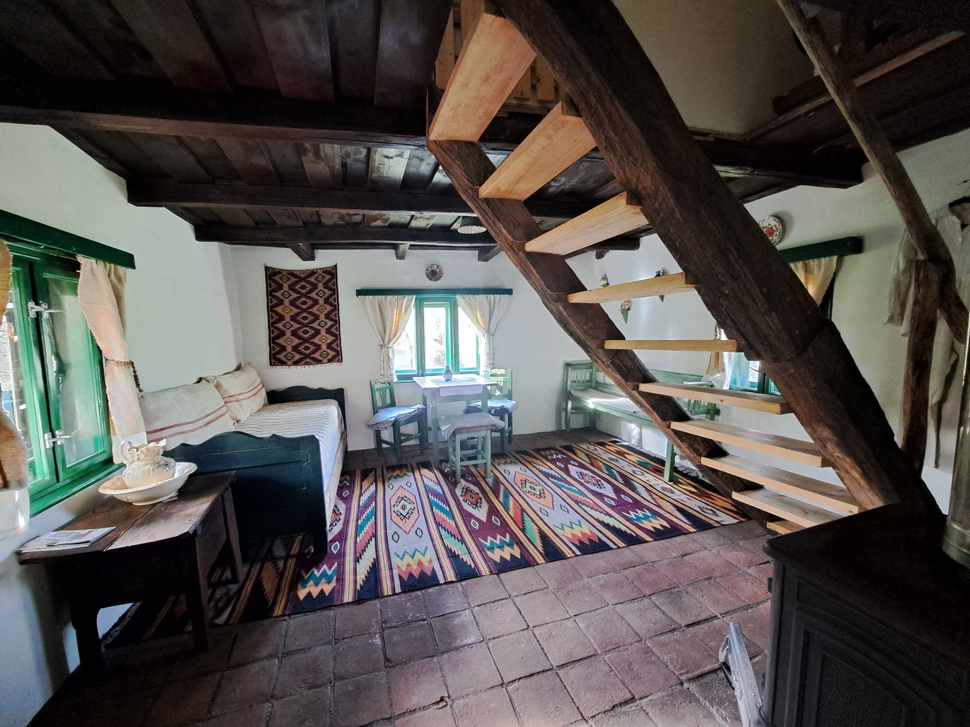 Nature house in Zece Hotare