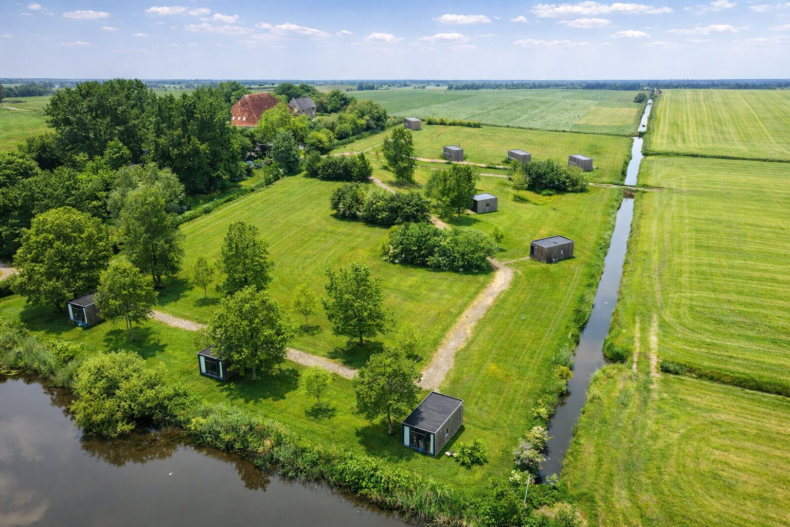 Naturhäuschen in Weidum