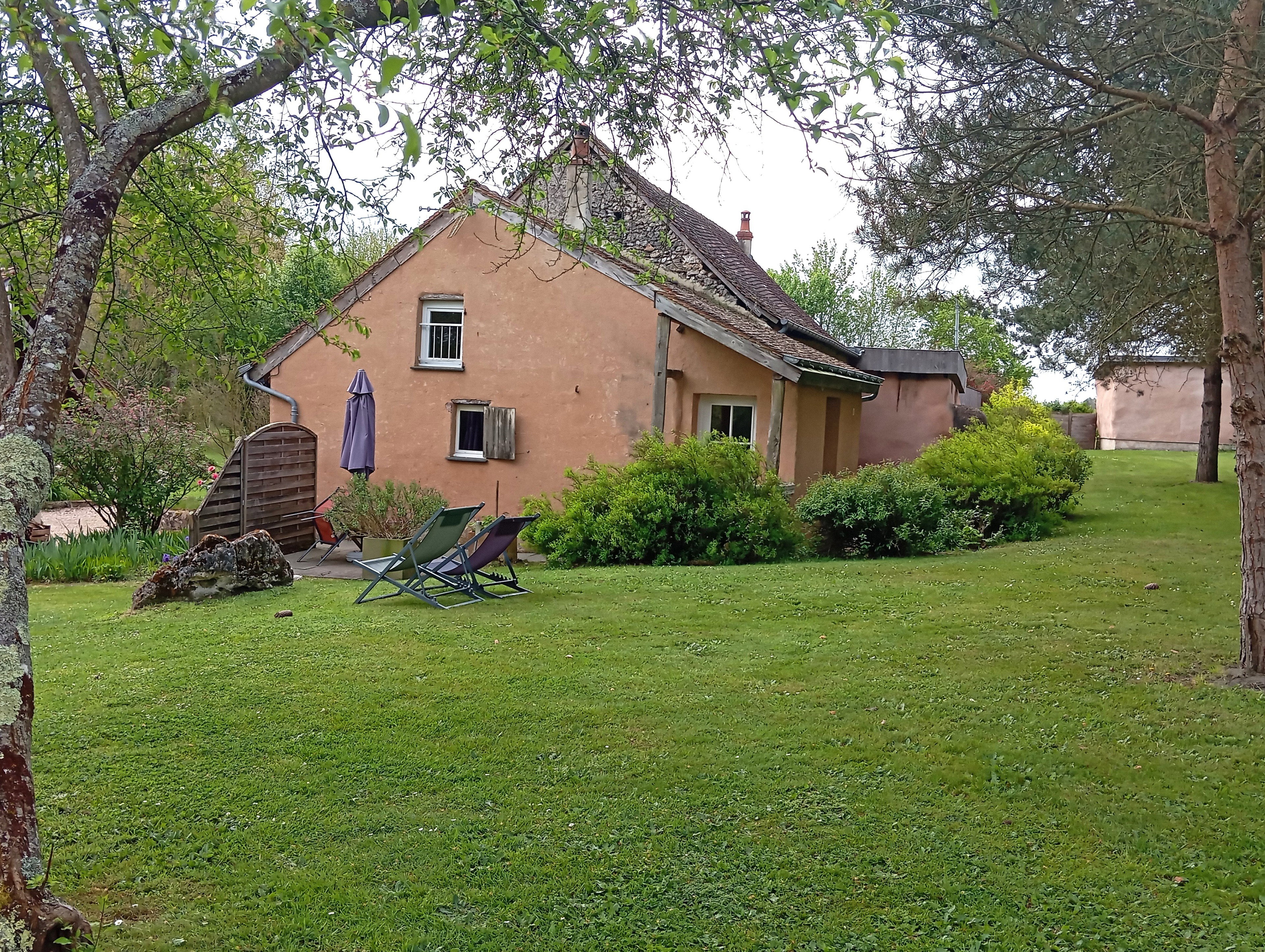 Nature house in Savigné sous le Lude