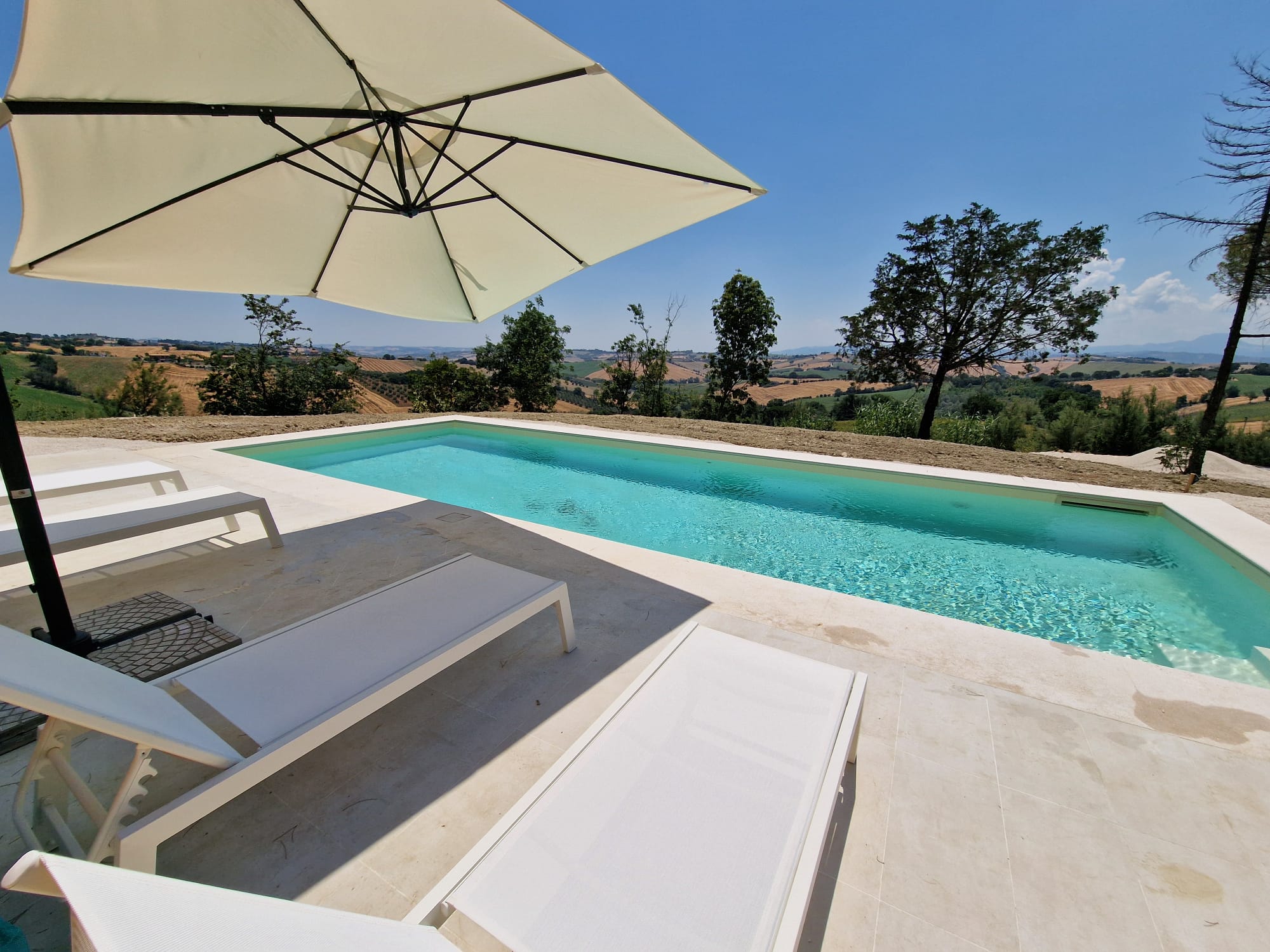 Casa nella natura a Belvedere Ostrense