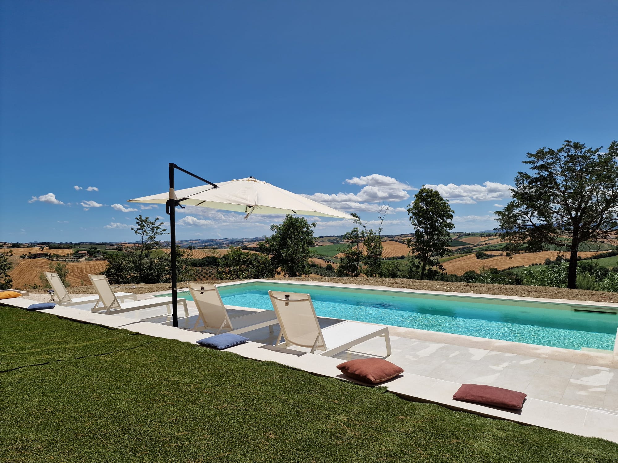 Casa nella natura a Belvedere Ostrense