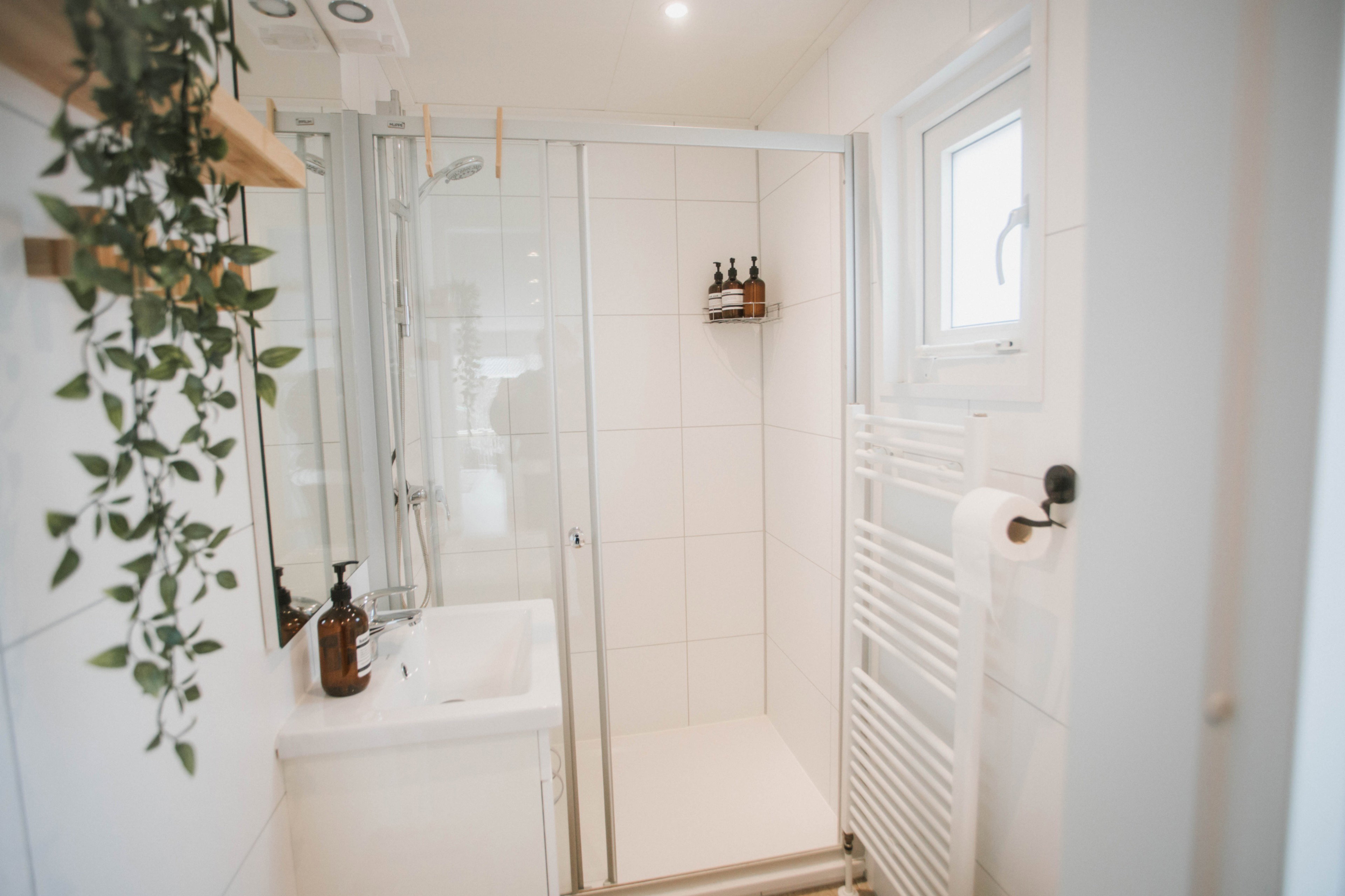 - image: 13