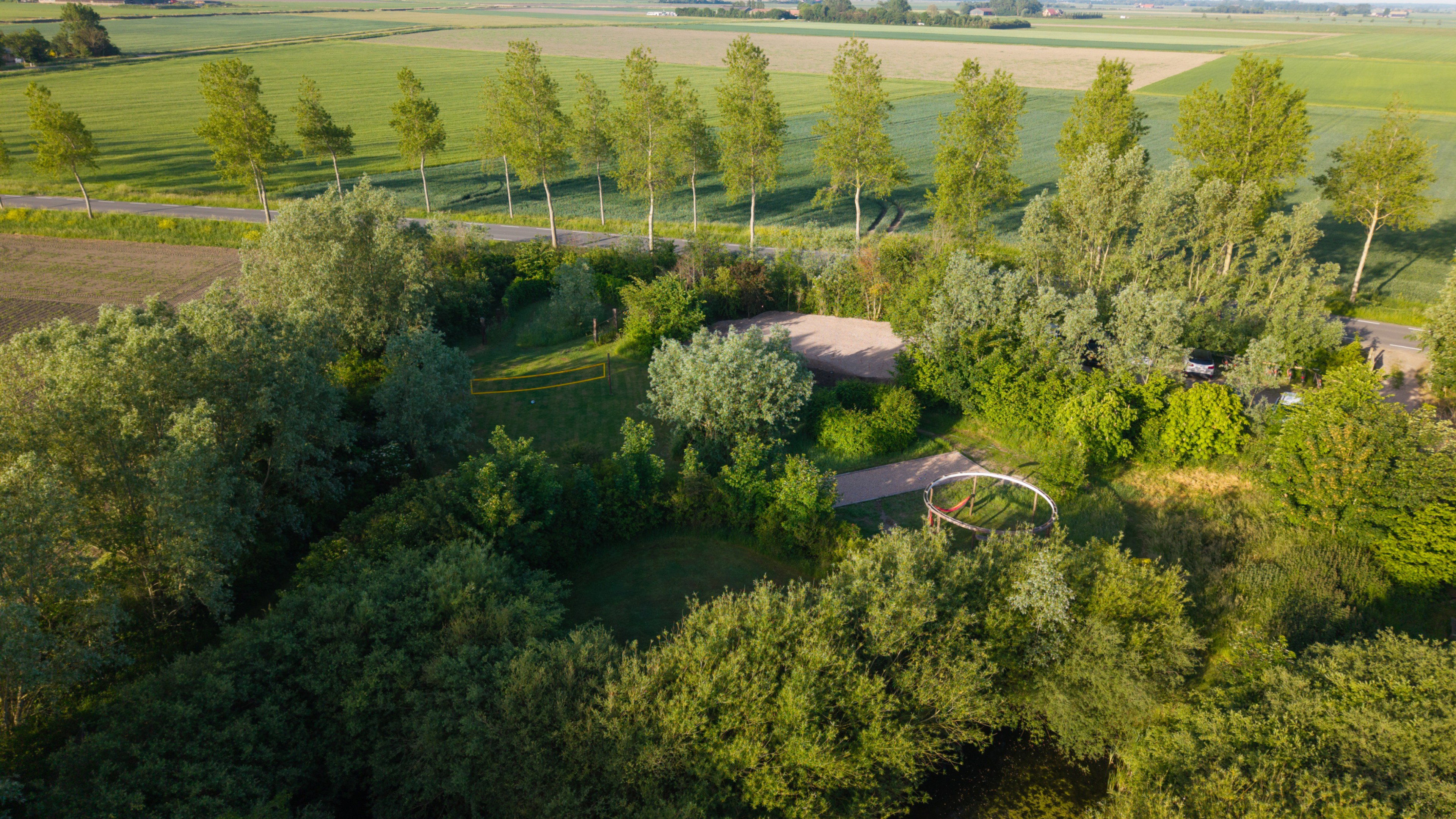- image: 28