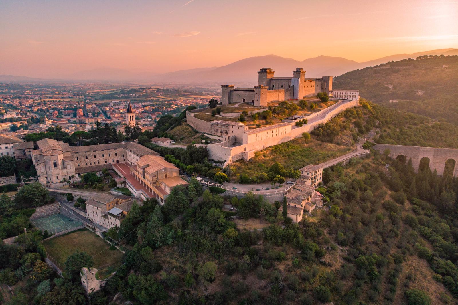 - image: 20