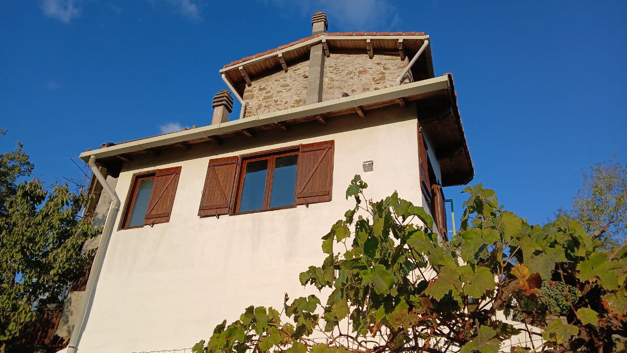 Casa nella natura a Berzi