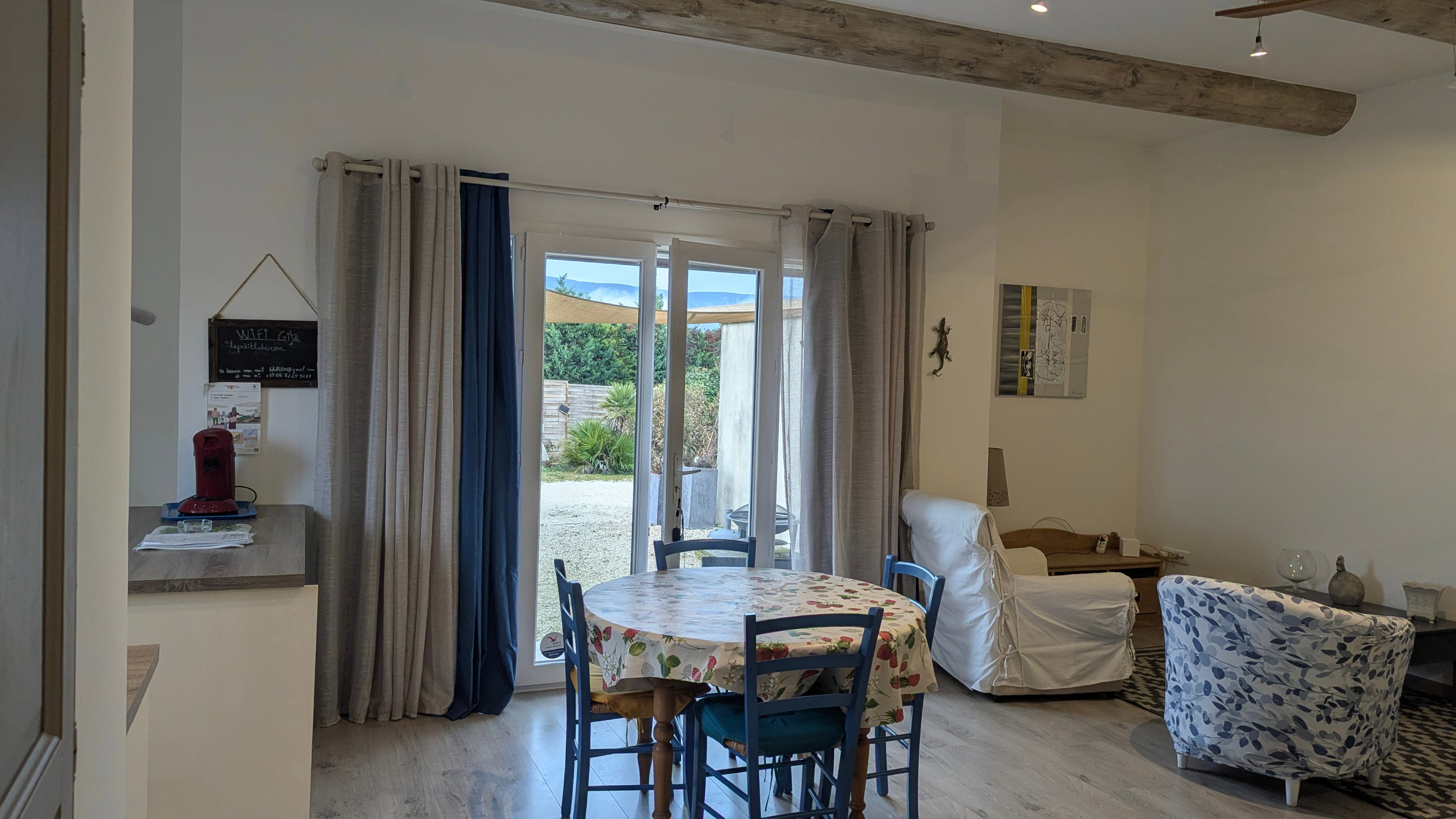 Casa nella natura a Cabrières d'Avignon