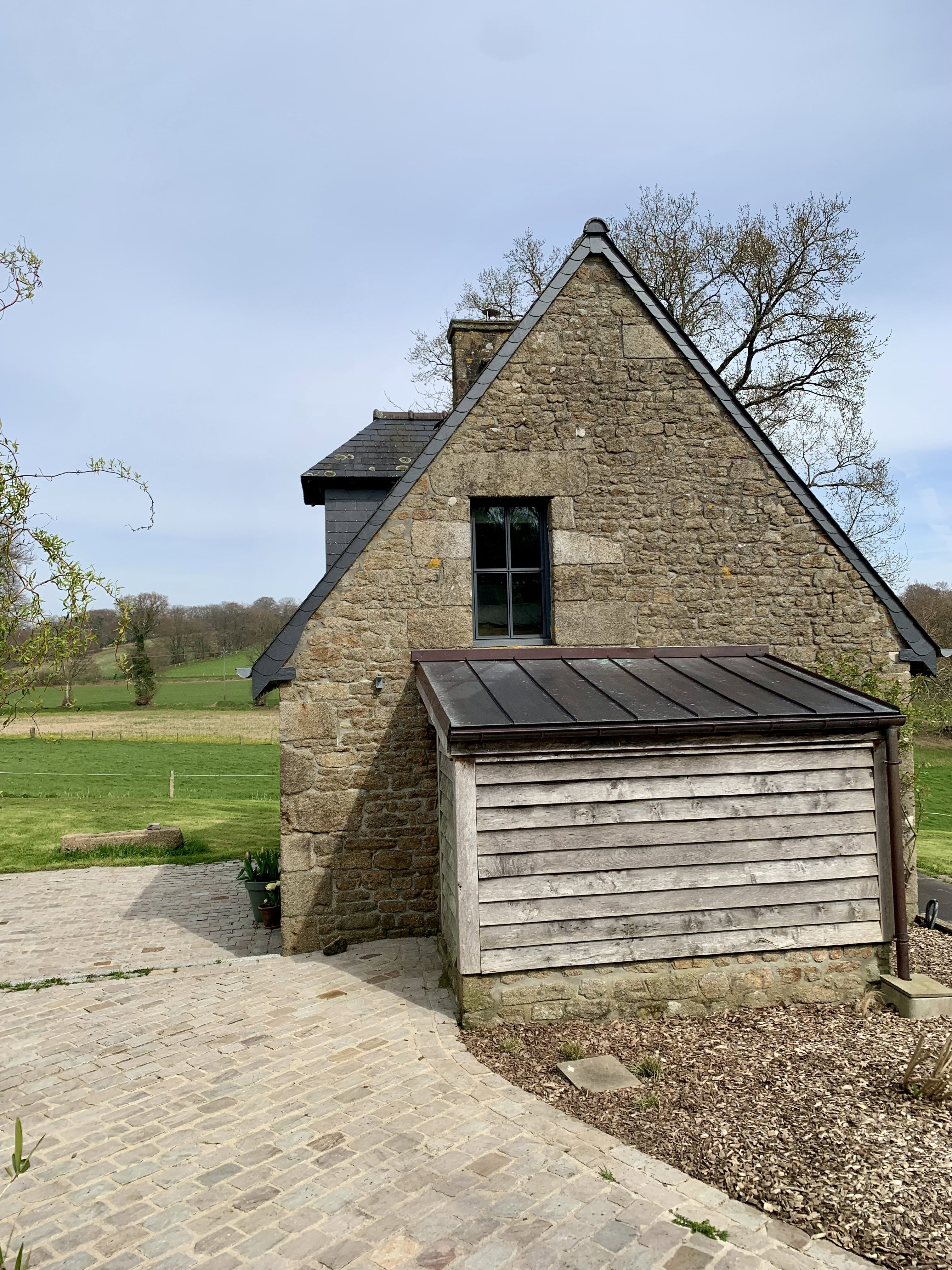 - image: 26
