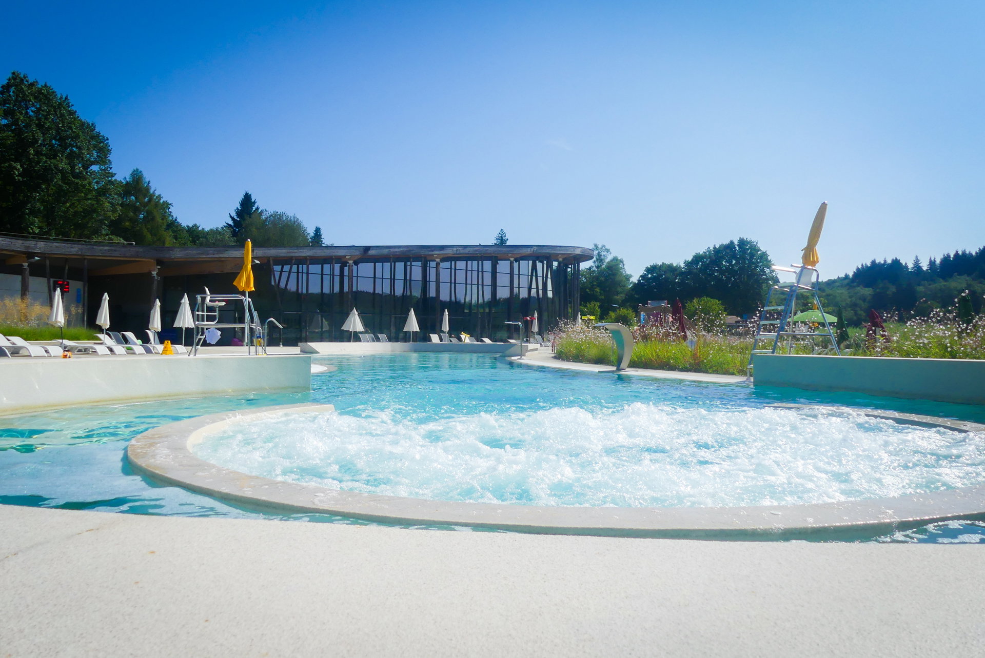 - image: 21