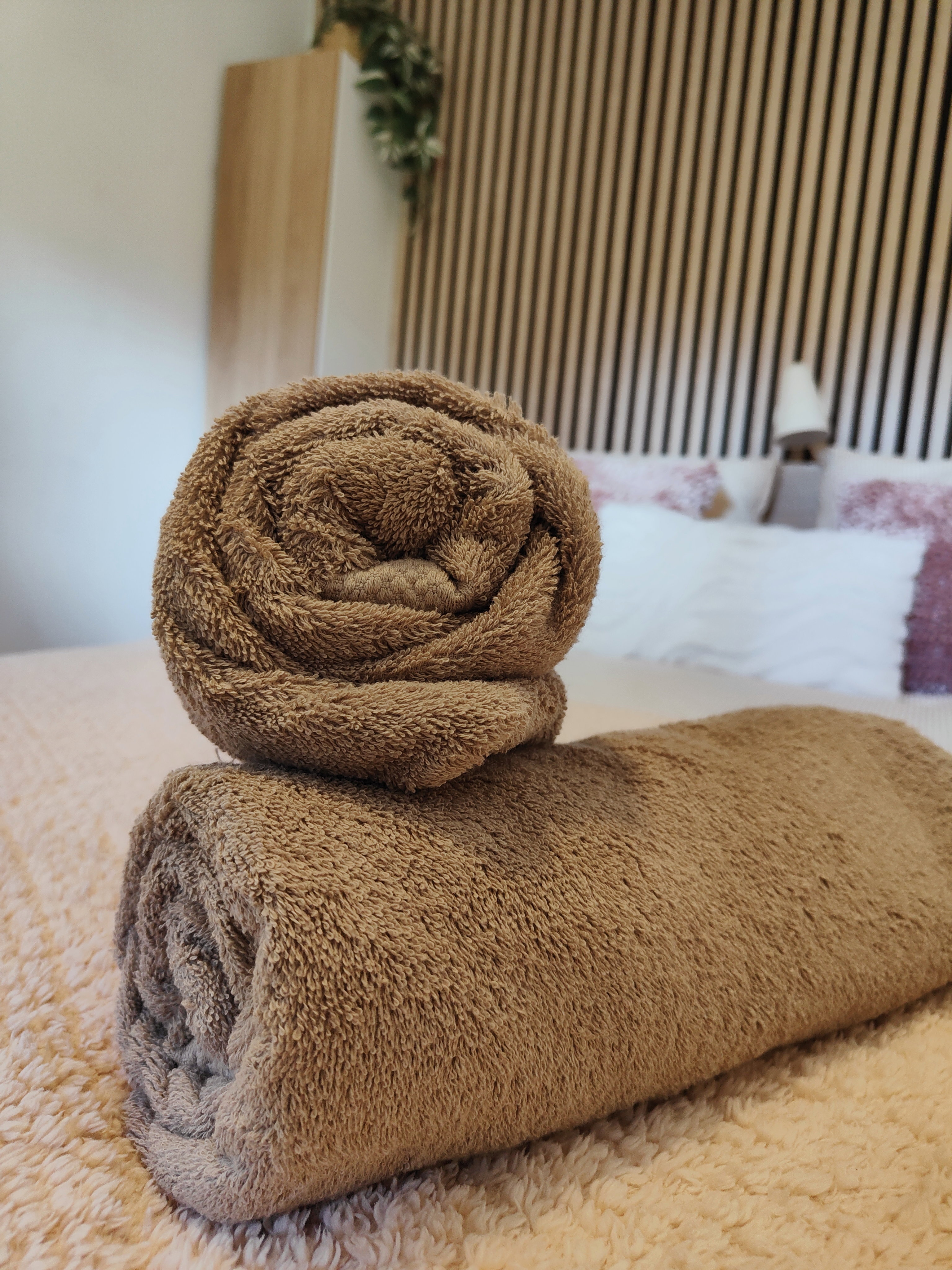 - image: 15