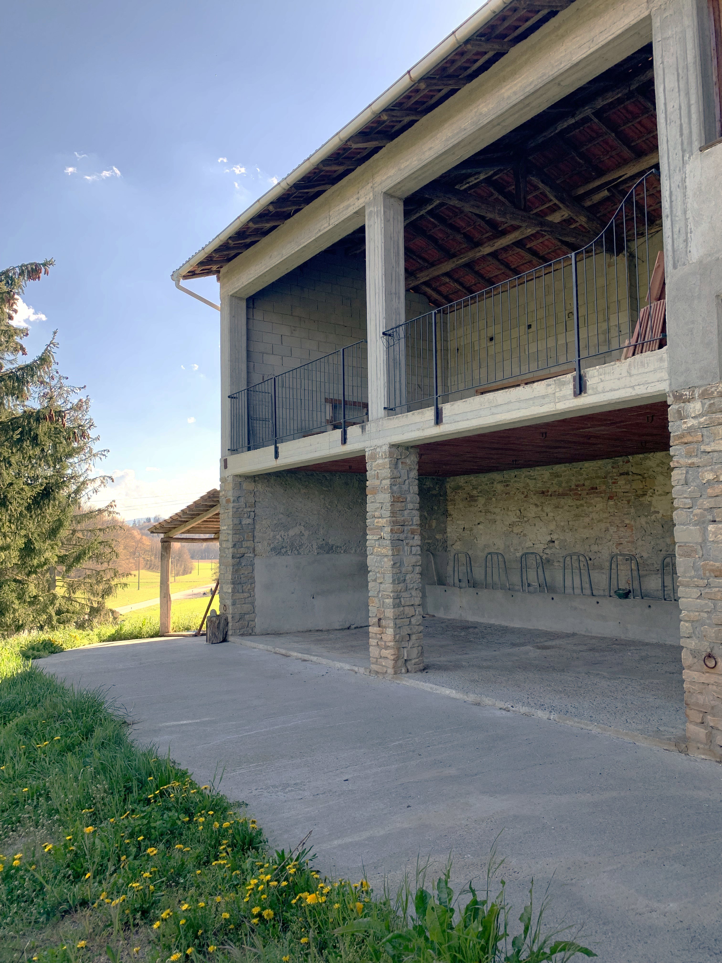 Nature house in Camerana