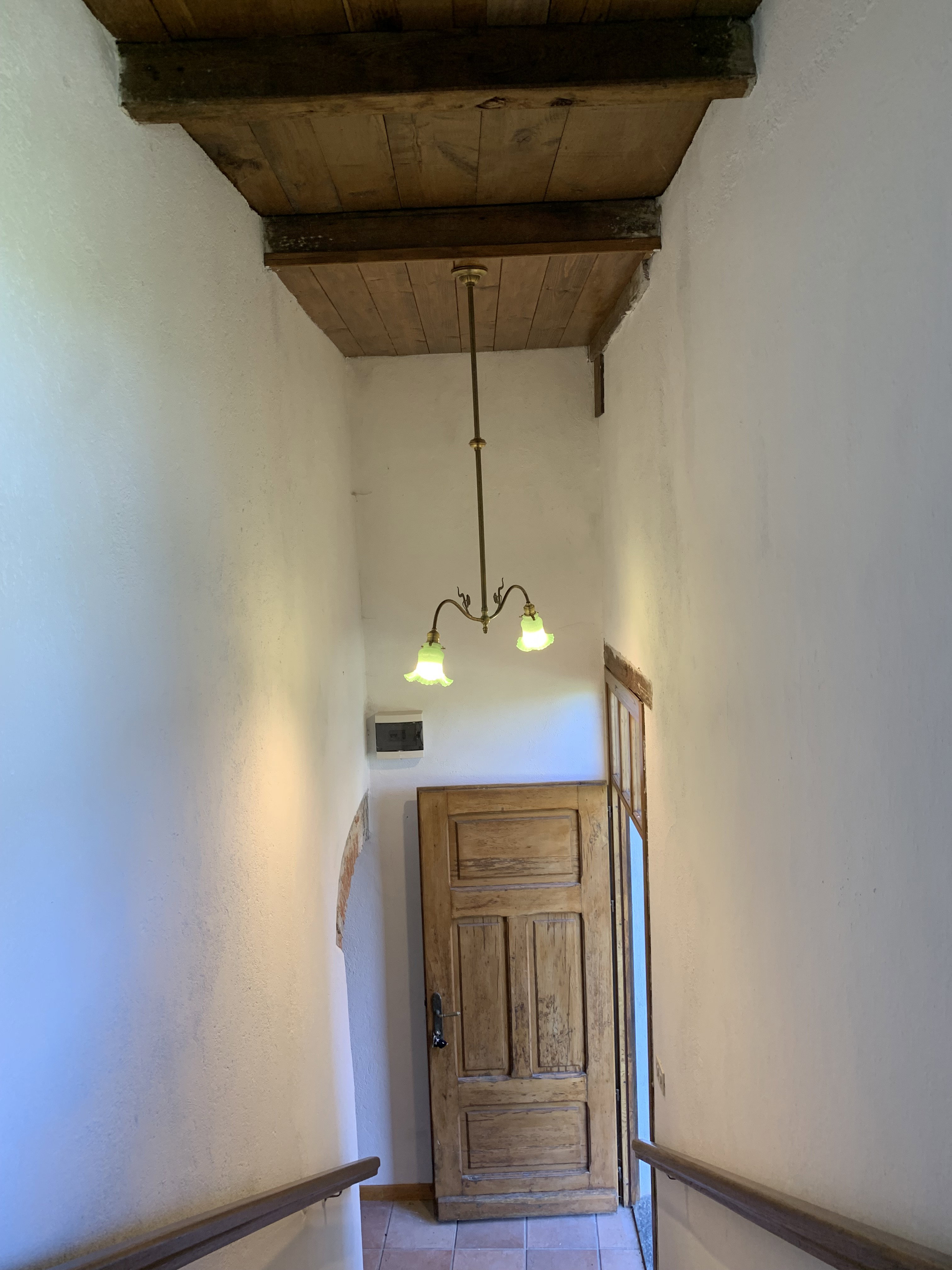 - image: 18