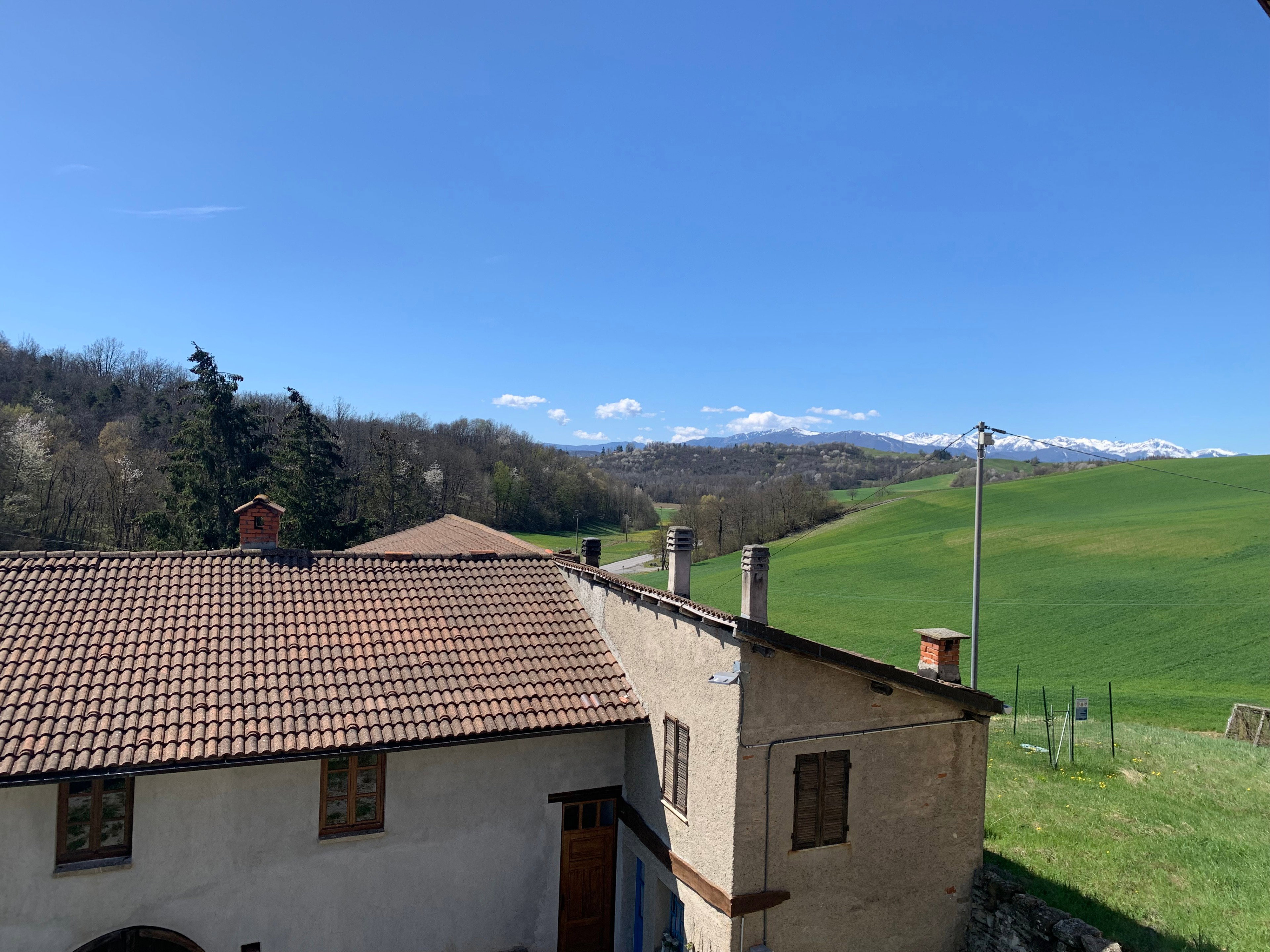 Nature house in Camerana