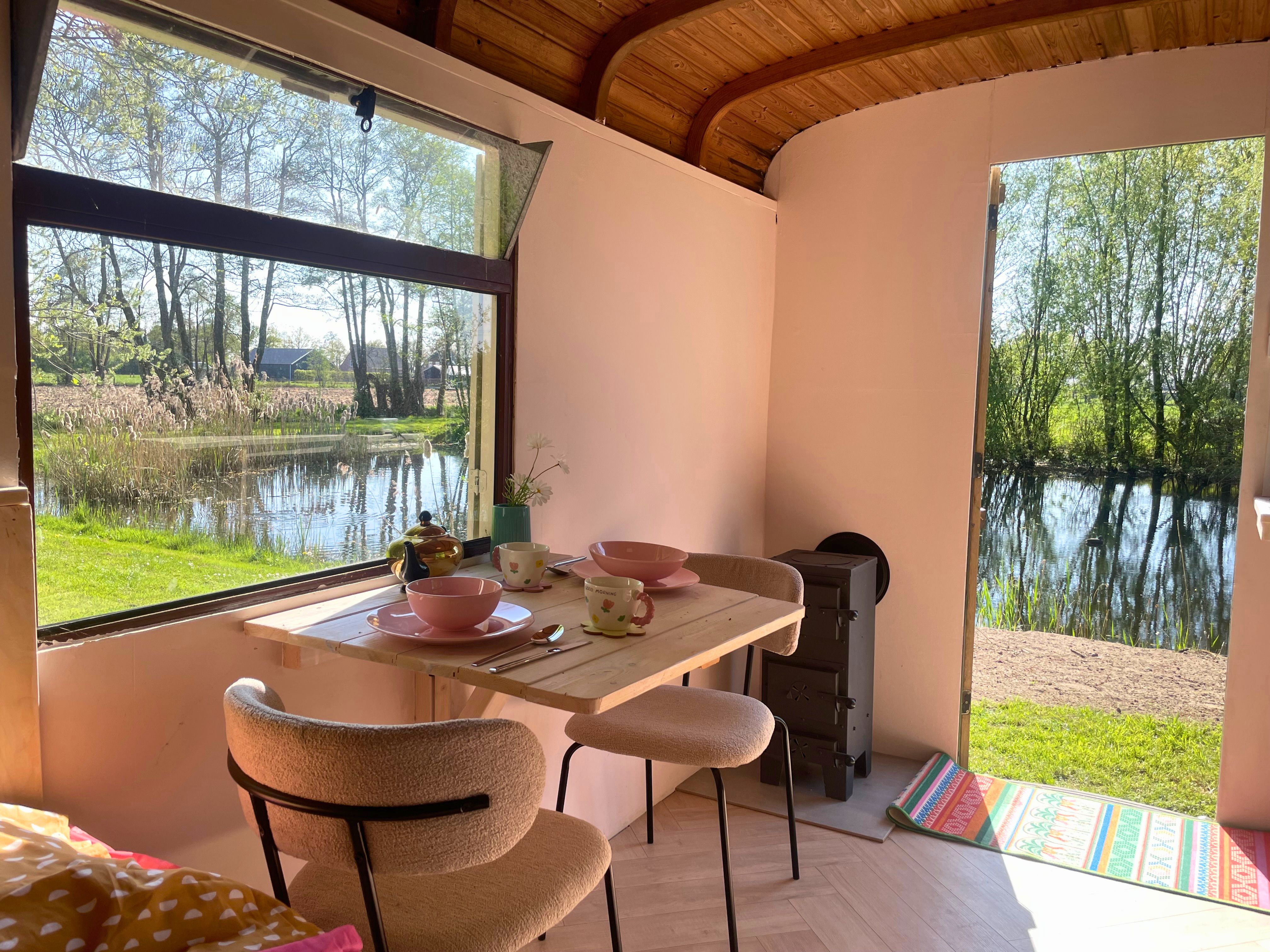 - image: 11