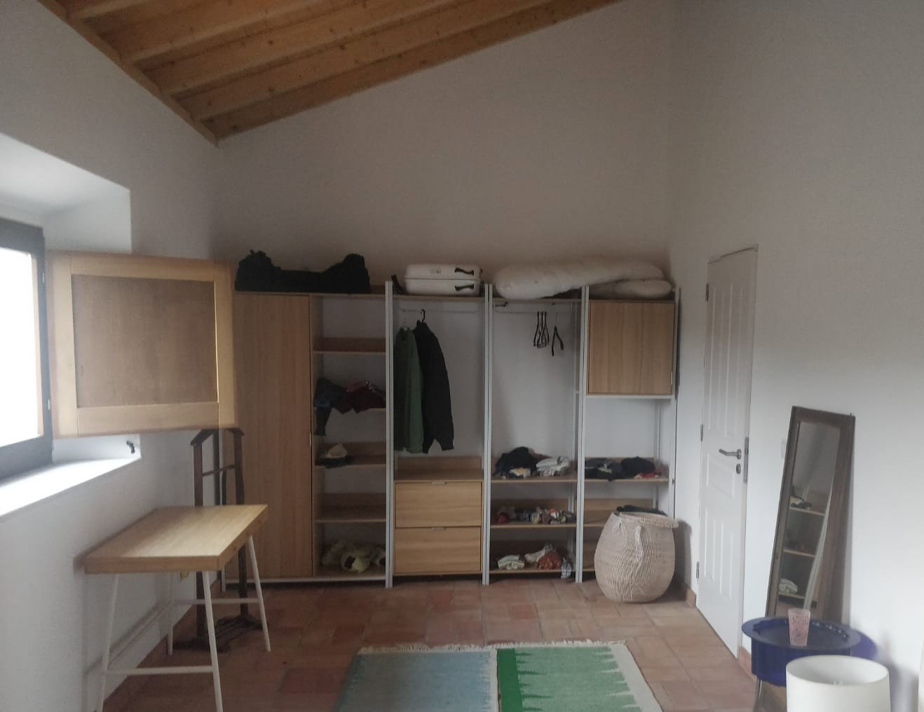 - image: 23