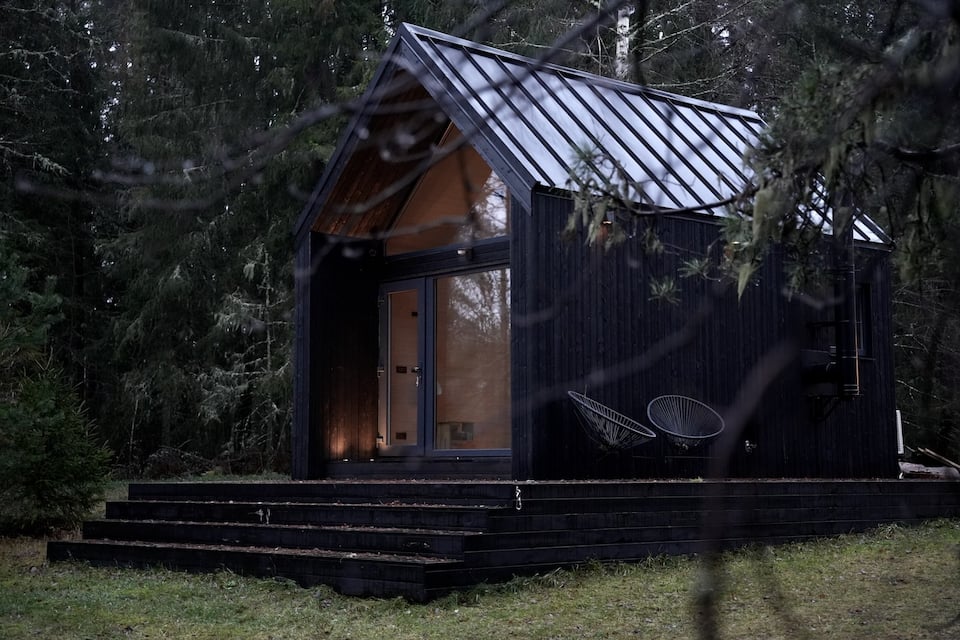 Naturhäuschen in Tõrva vald