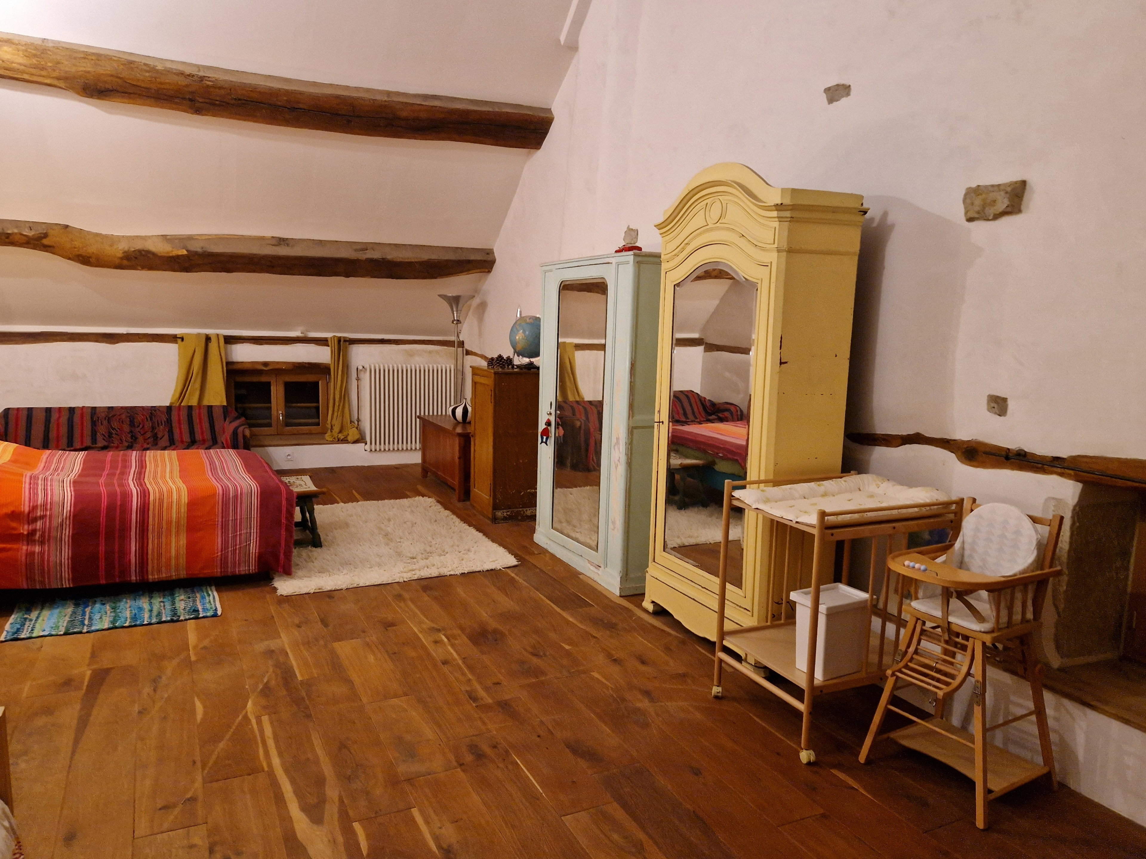 Nature house in Jailly les moulins
