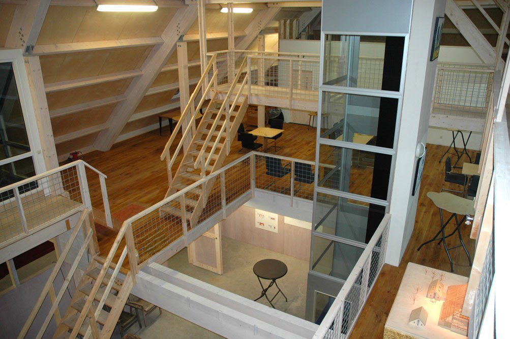 - image: 26
