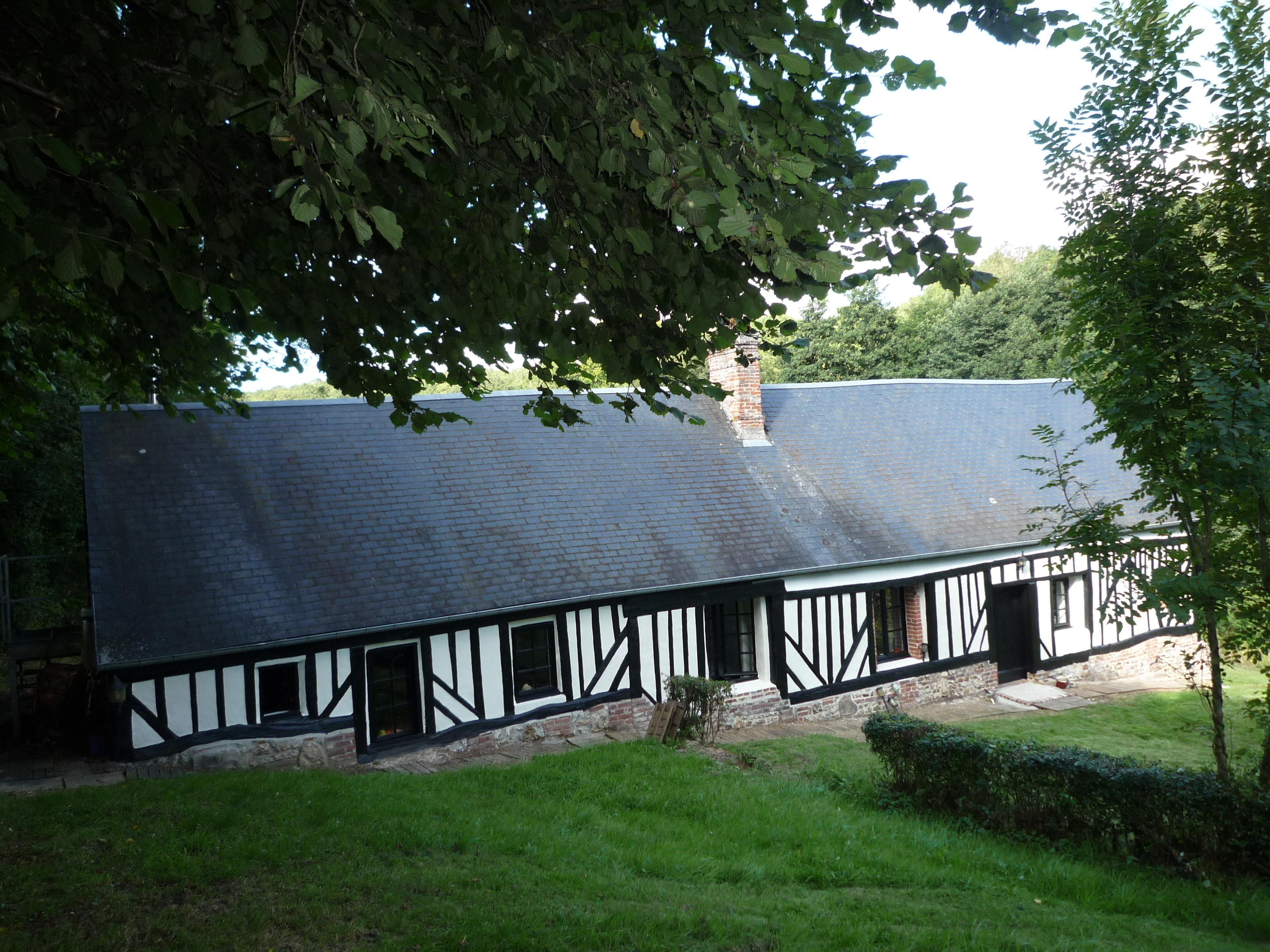 Nature house in Notre-Dame de Courson
