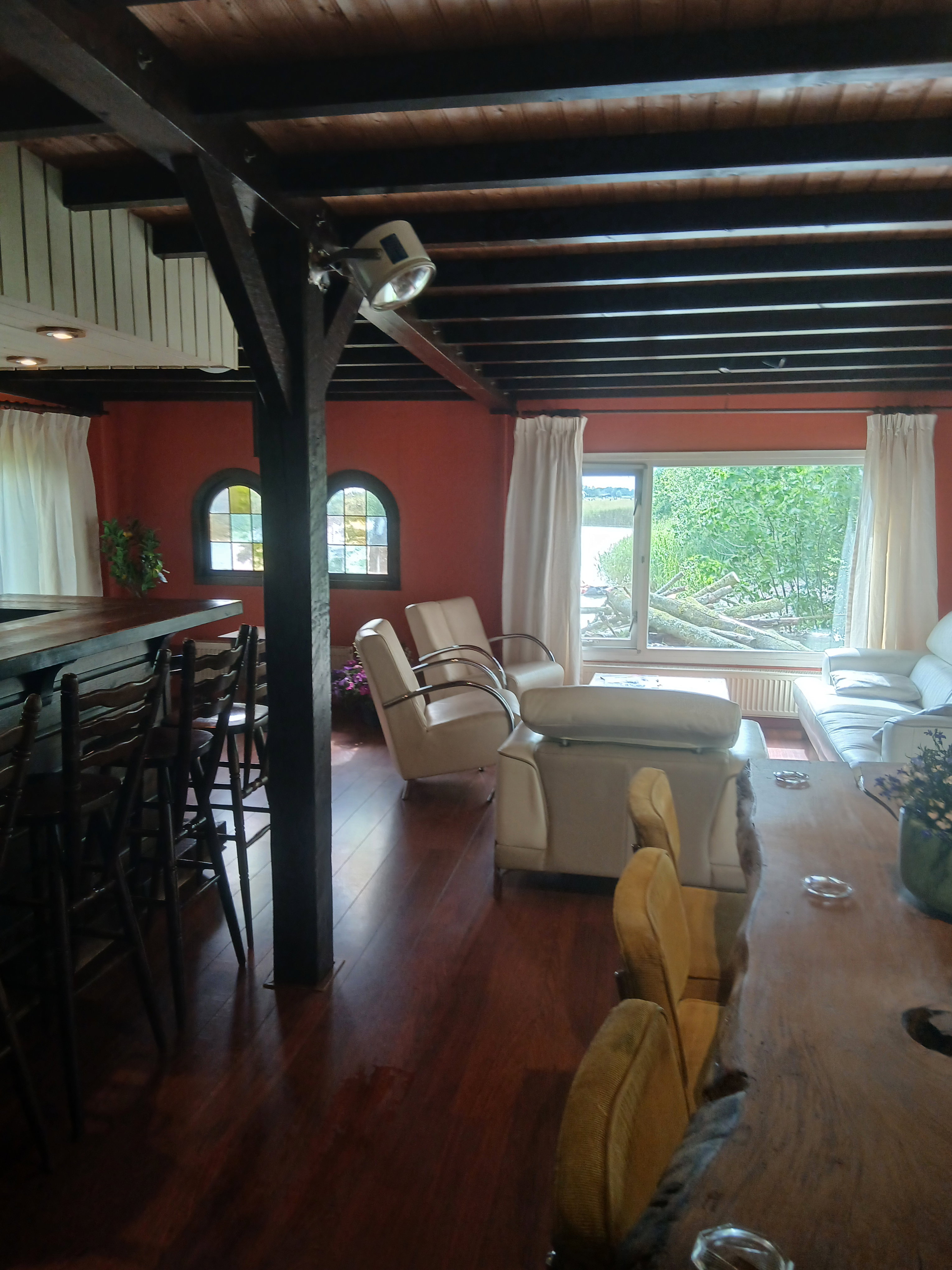 - image: 23
