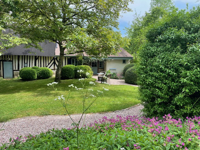 Maison nature à Les Champeaux
