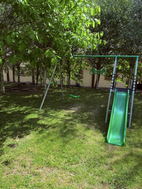 - image: 25