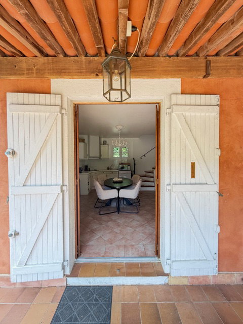 Maison nature à Les Mayons