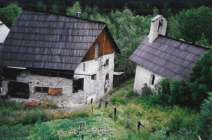 - image: 12