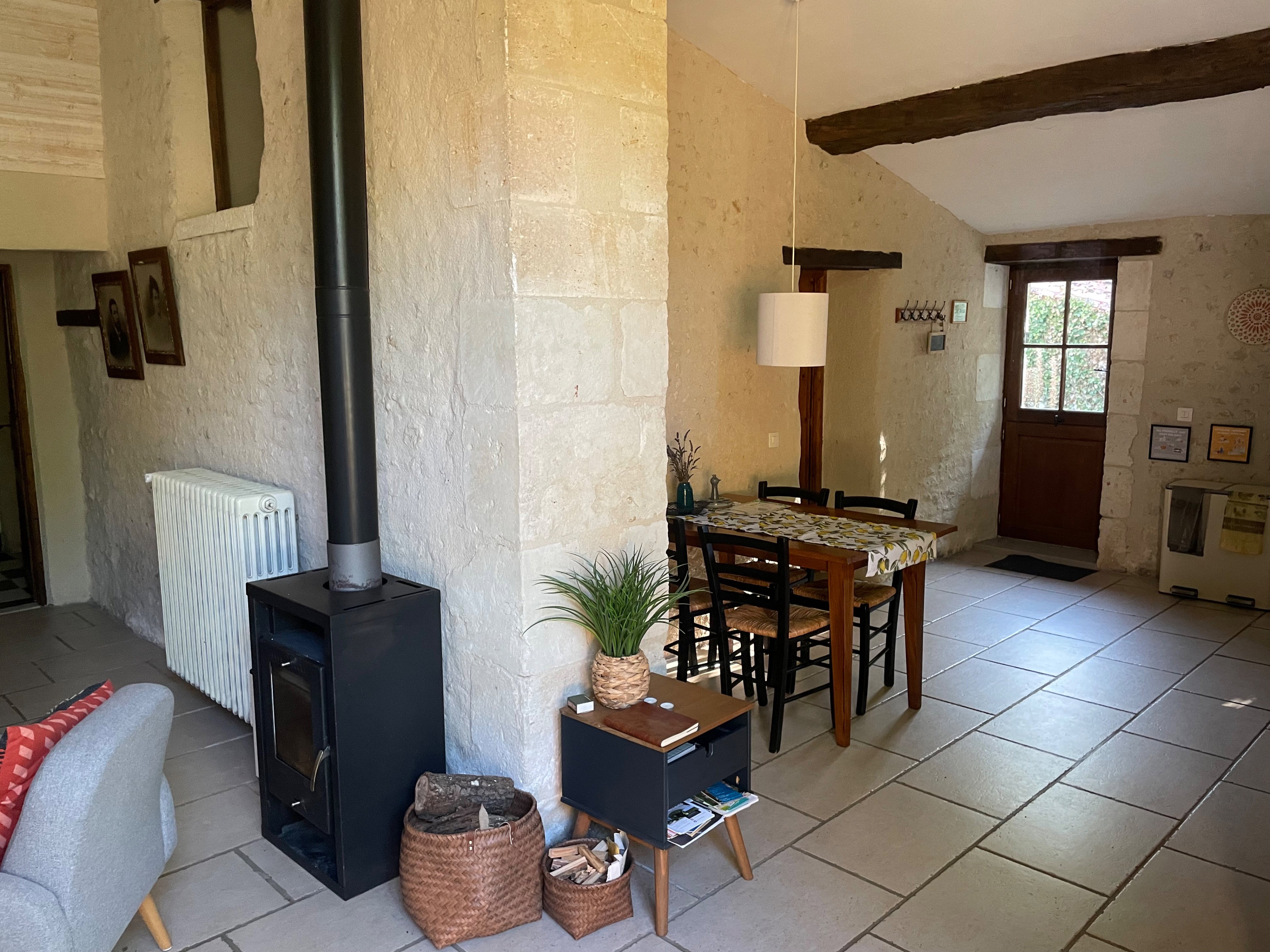 Maison nature à BELLON