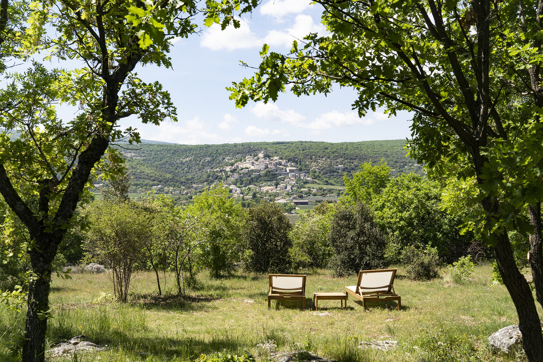 Nature house in SIMIANE-LA-ROTONDE