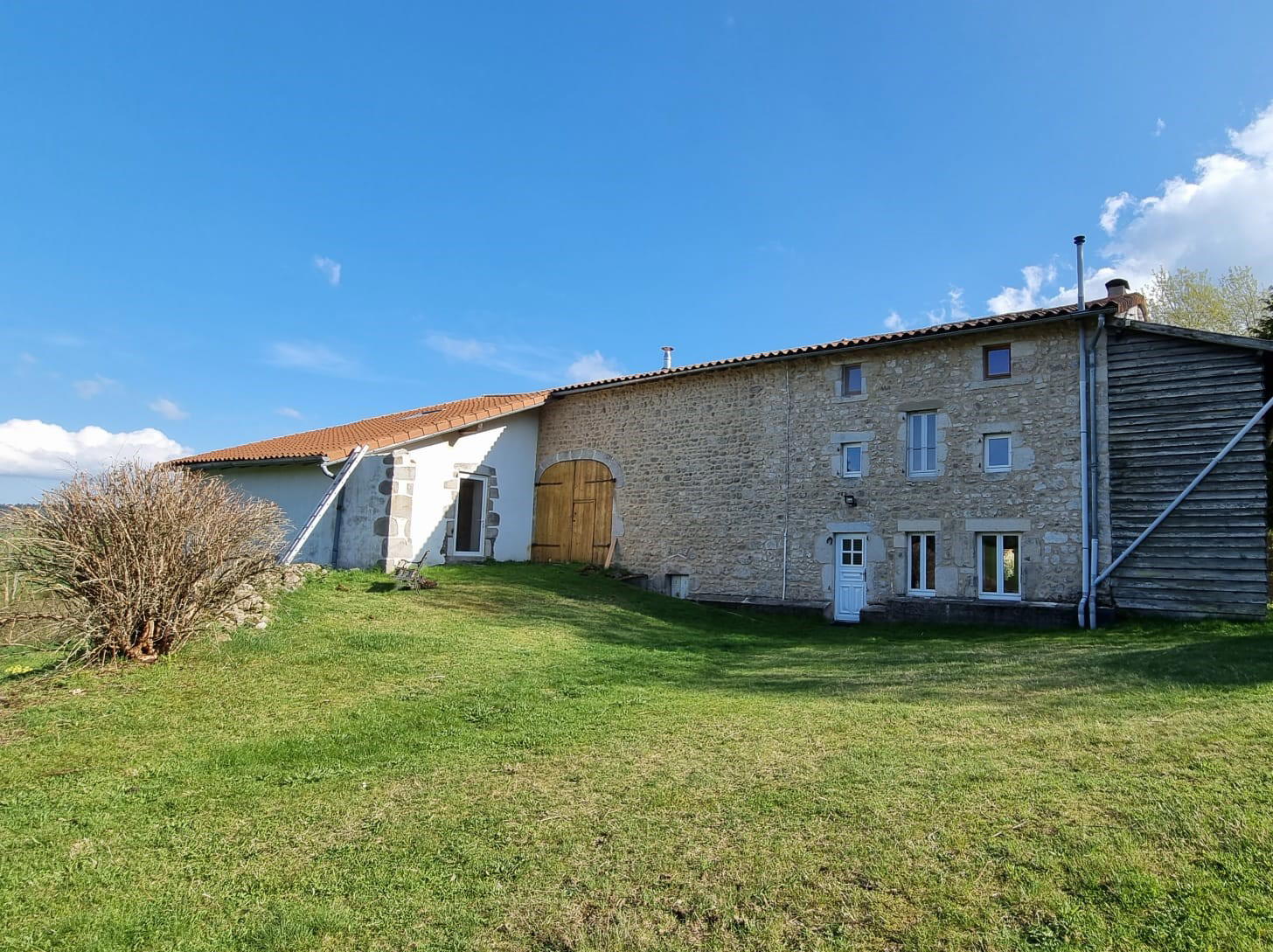 Nature house in Saint-Amant-Roche-Savine