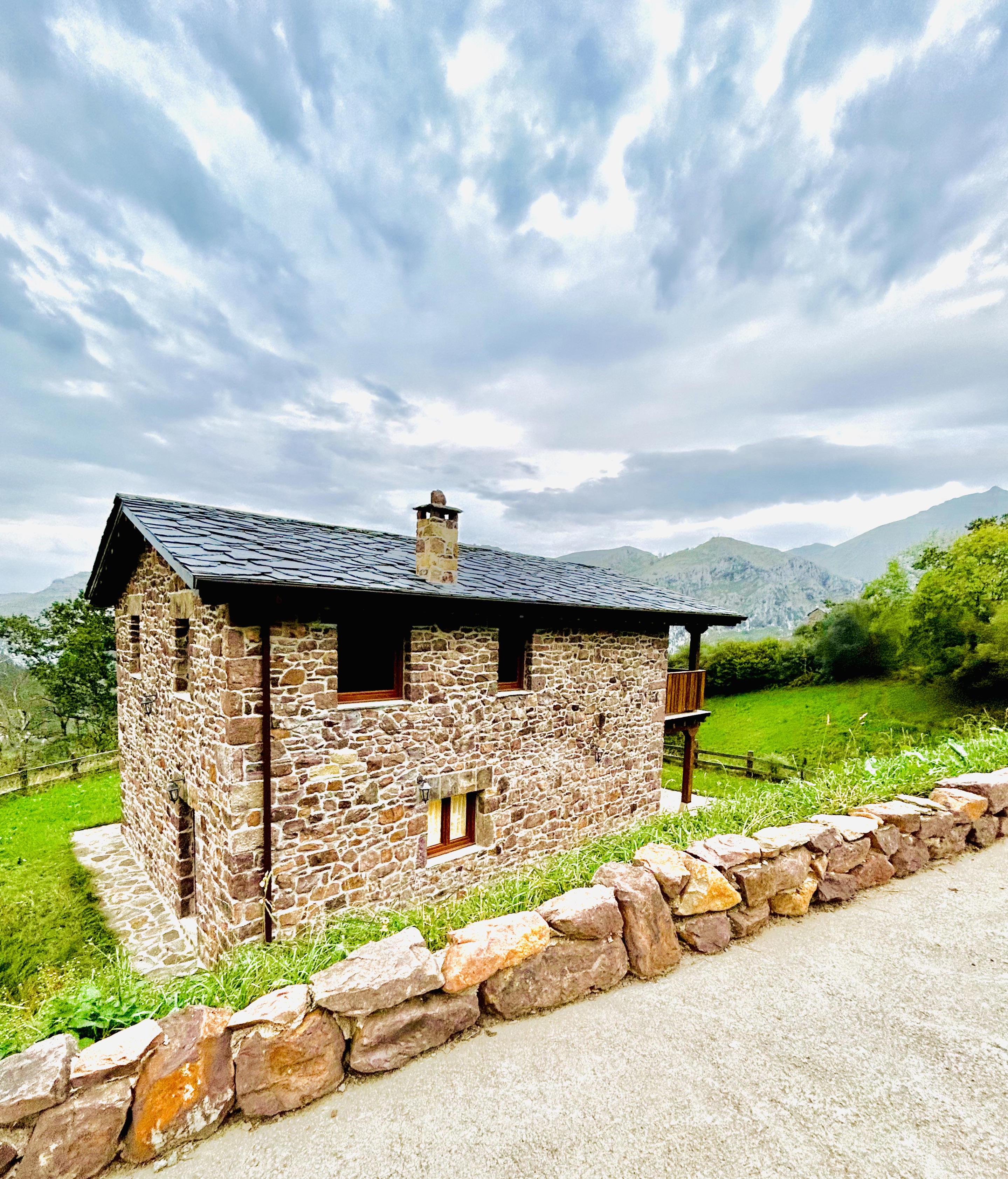 Casa nella natura a San Roque de Riomiera