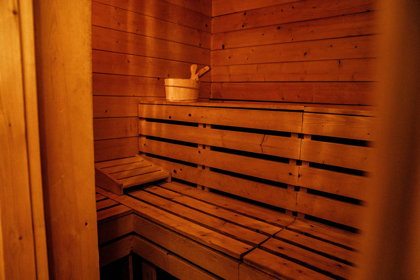 - image: 4