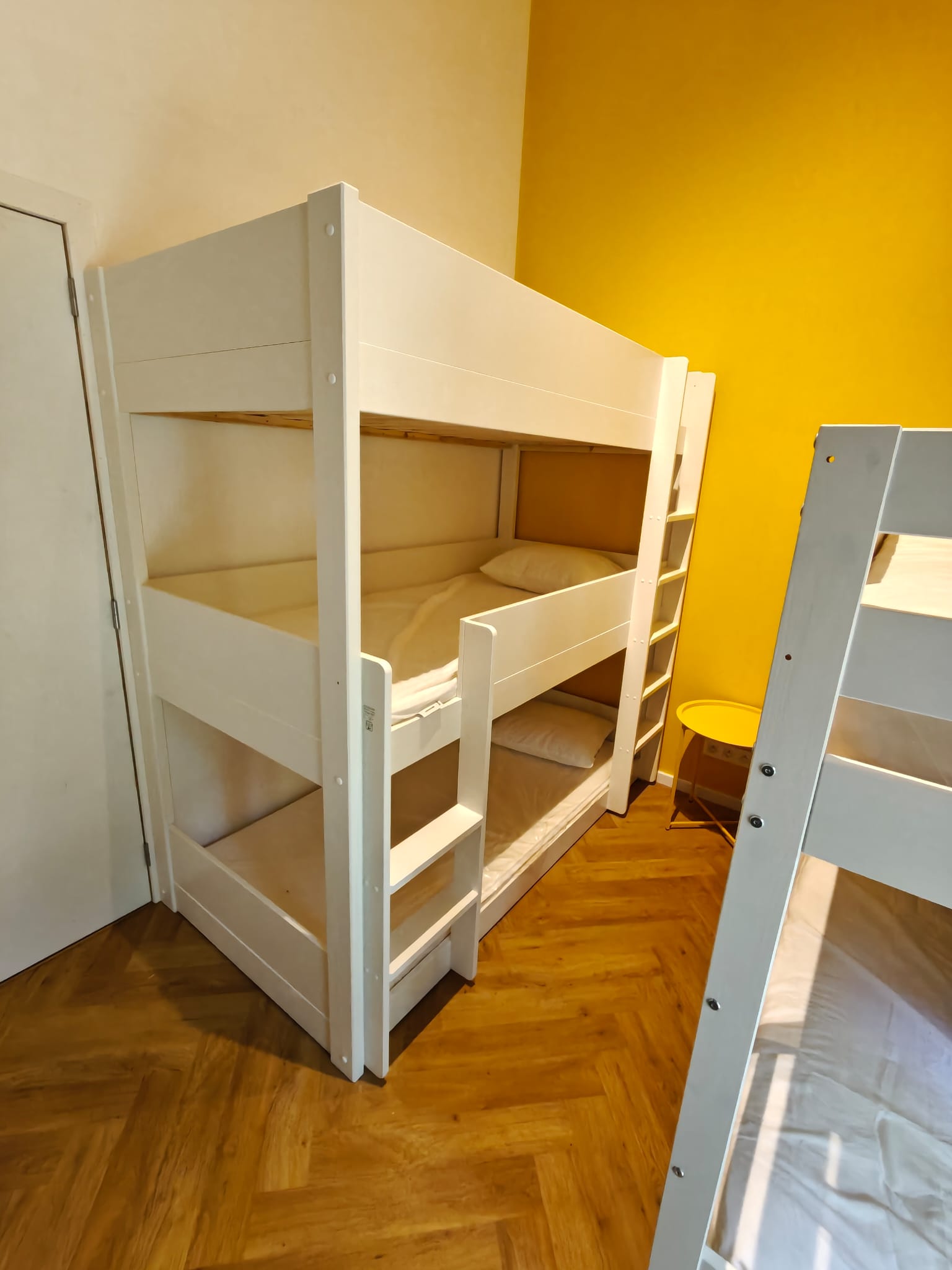 - image: 26